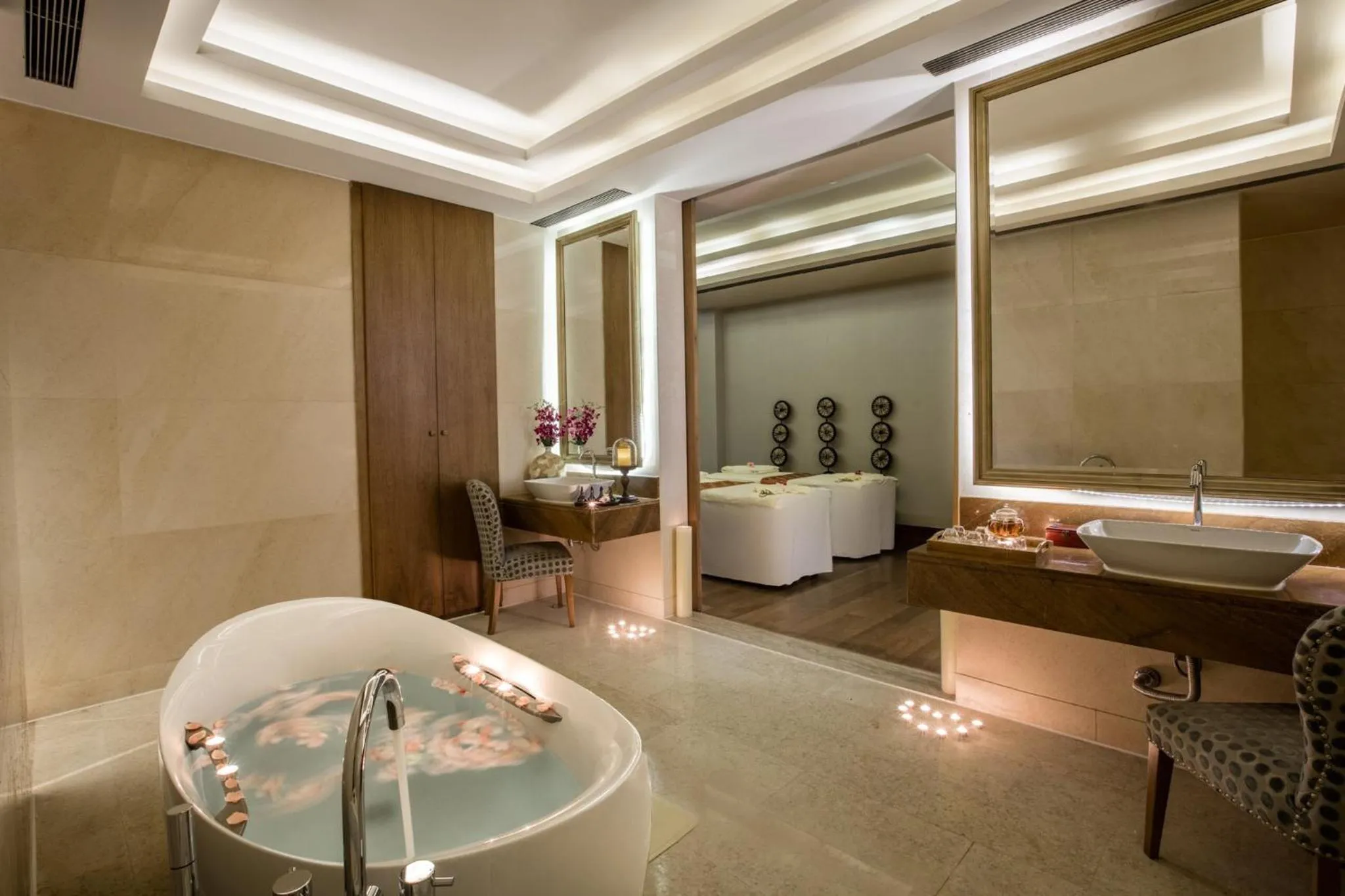 Spa and wellness centre/facilities in Crowne Plaza Hefei by IHG