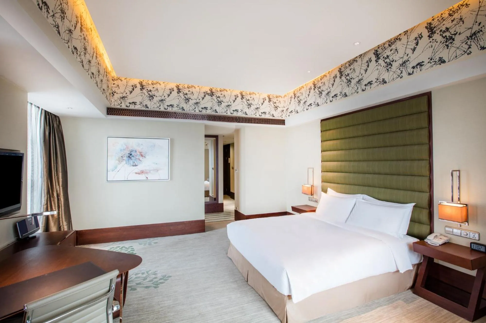 Bedroom, Bed in Crowne Plaza Hefei by IHG