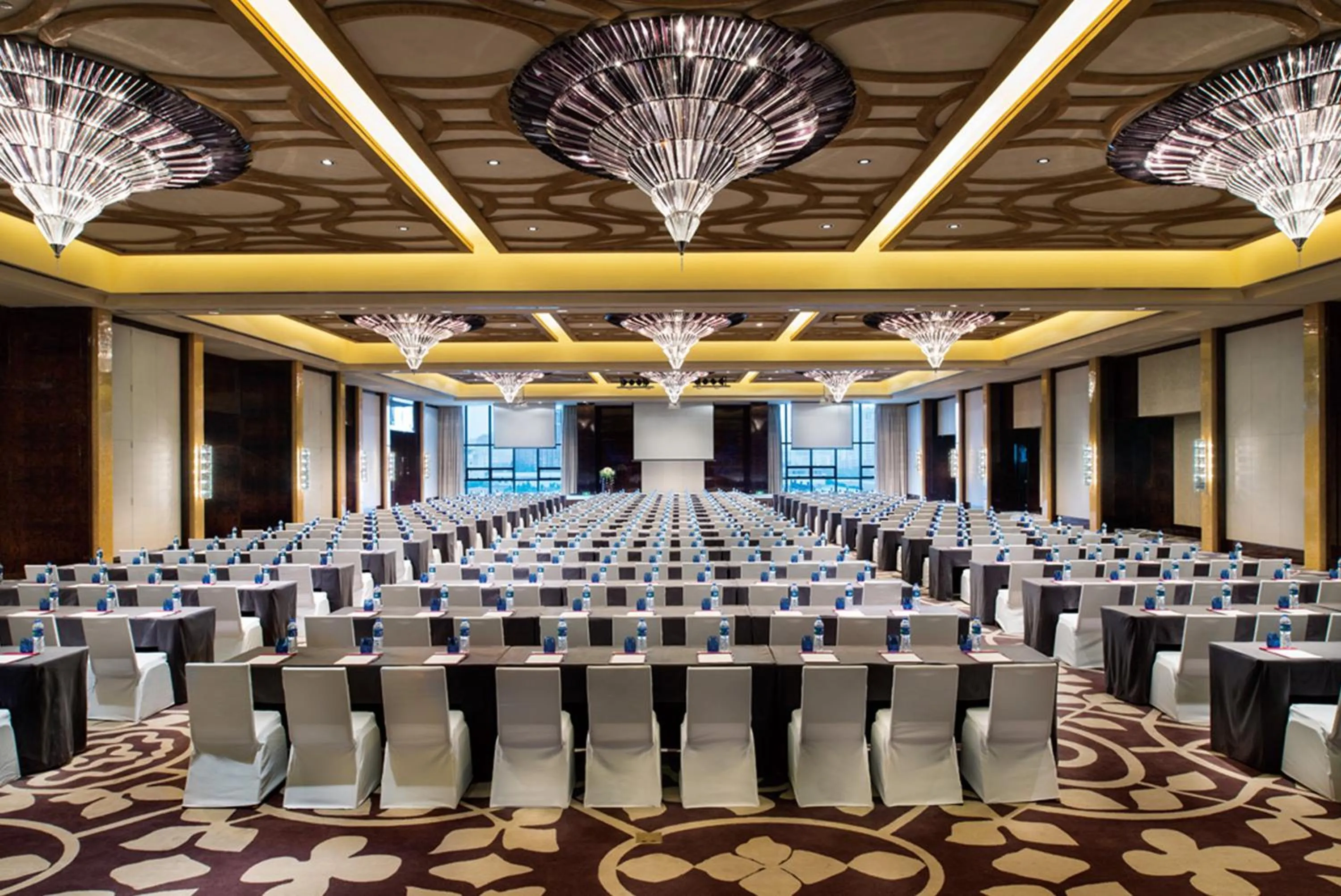 Banquet/Function facilities in Crowne Plaza Hefei by IHG