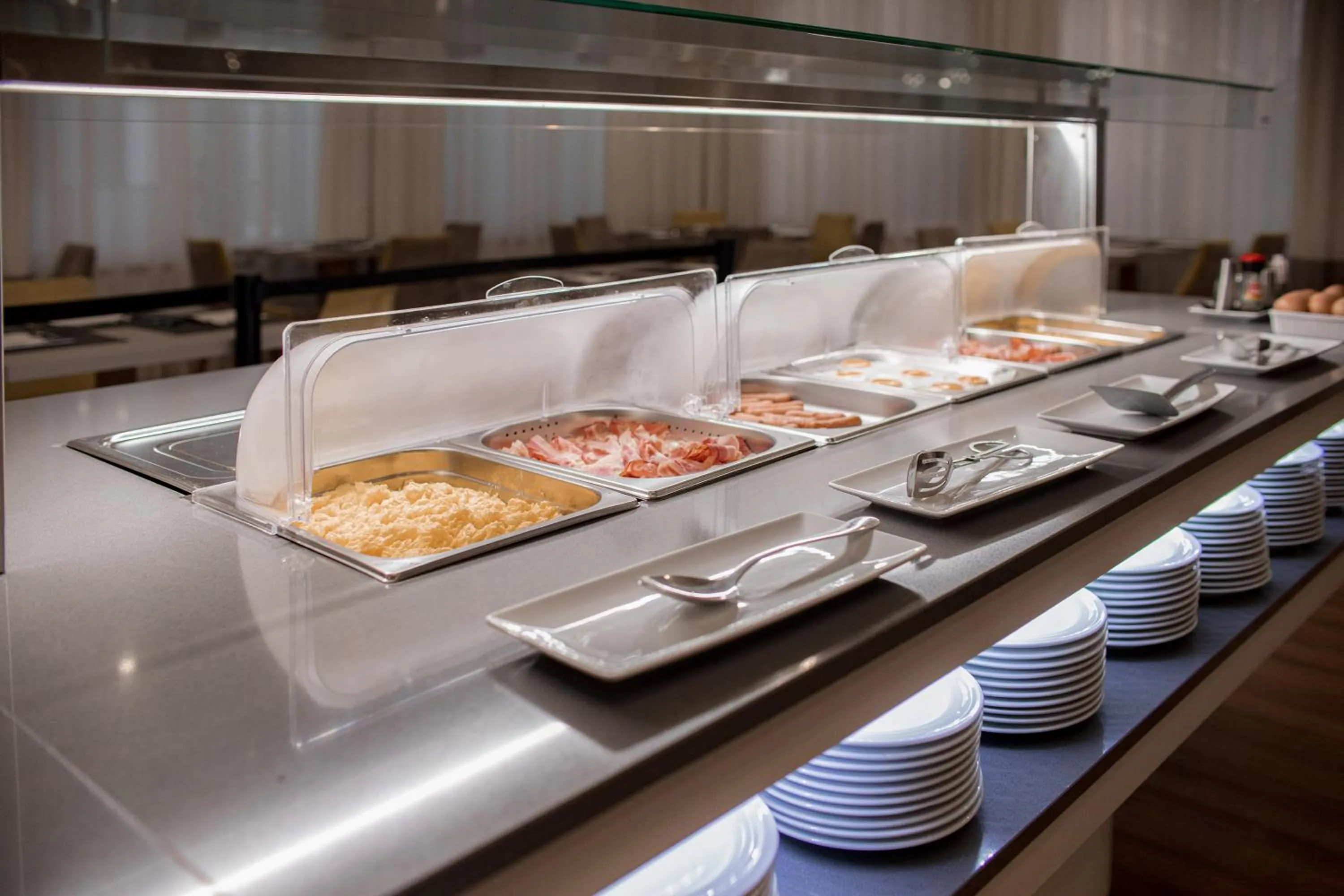 Buffet breakfast in Hotel Covilhã Dona Maria Affiliated by Meliá