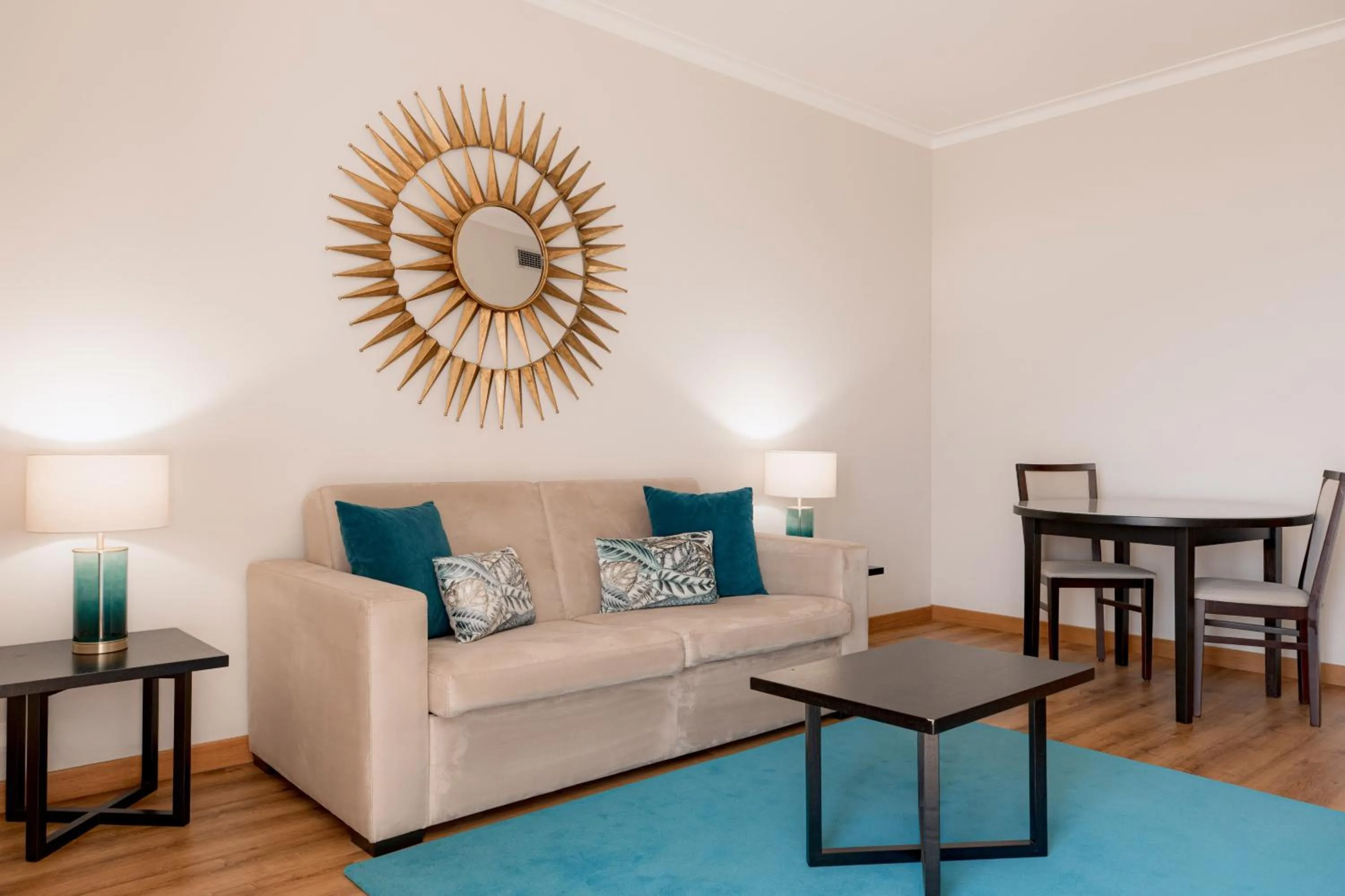 Living room in Hotel Covilhã Dona Maria Affiliated by Meliá