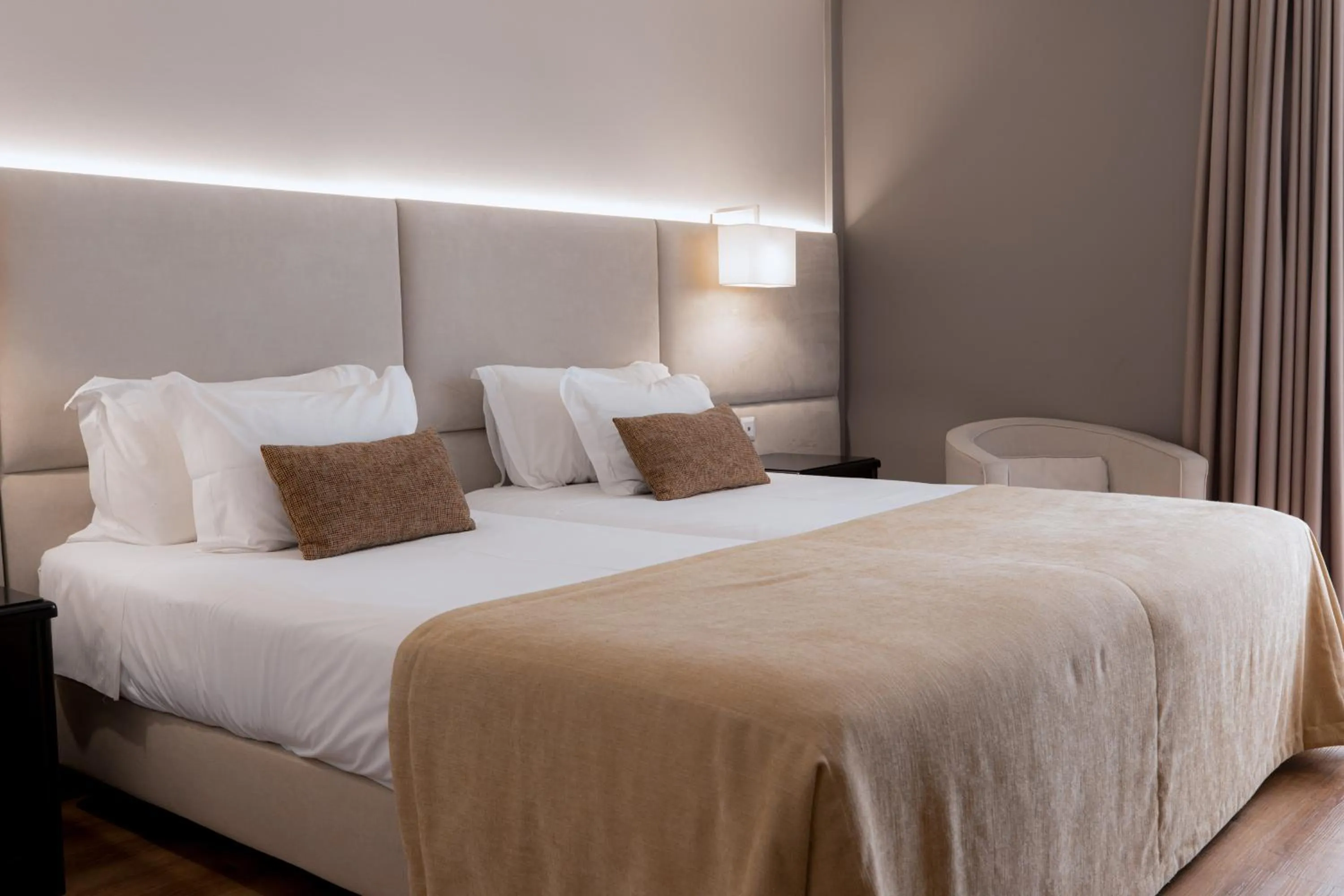 Bed in Hotel Covilhã Dona Maria Affiliated by Meliá