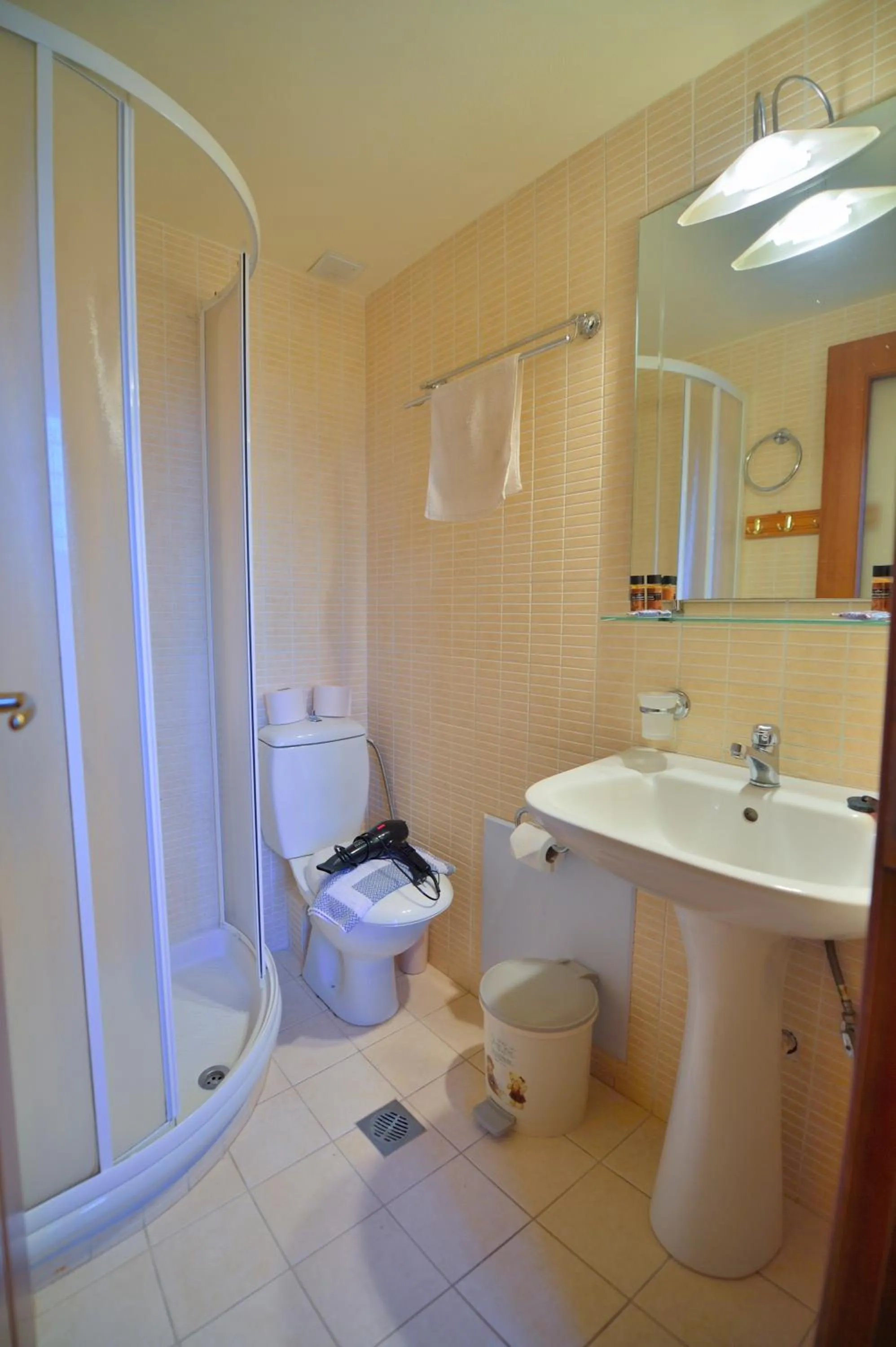 Shower in Maria Villas