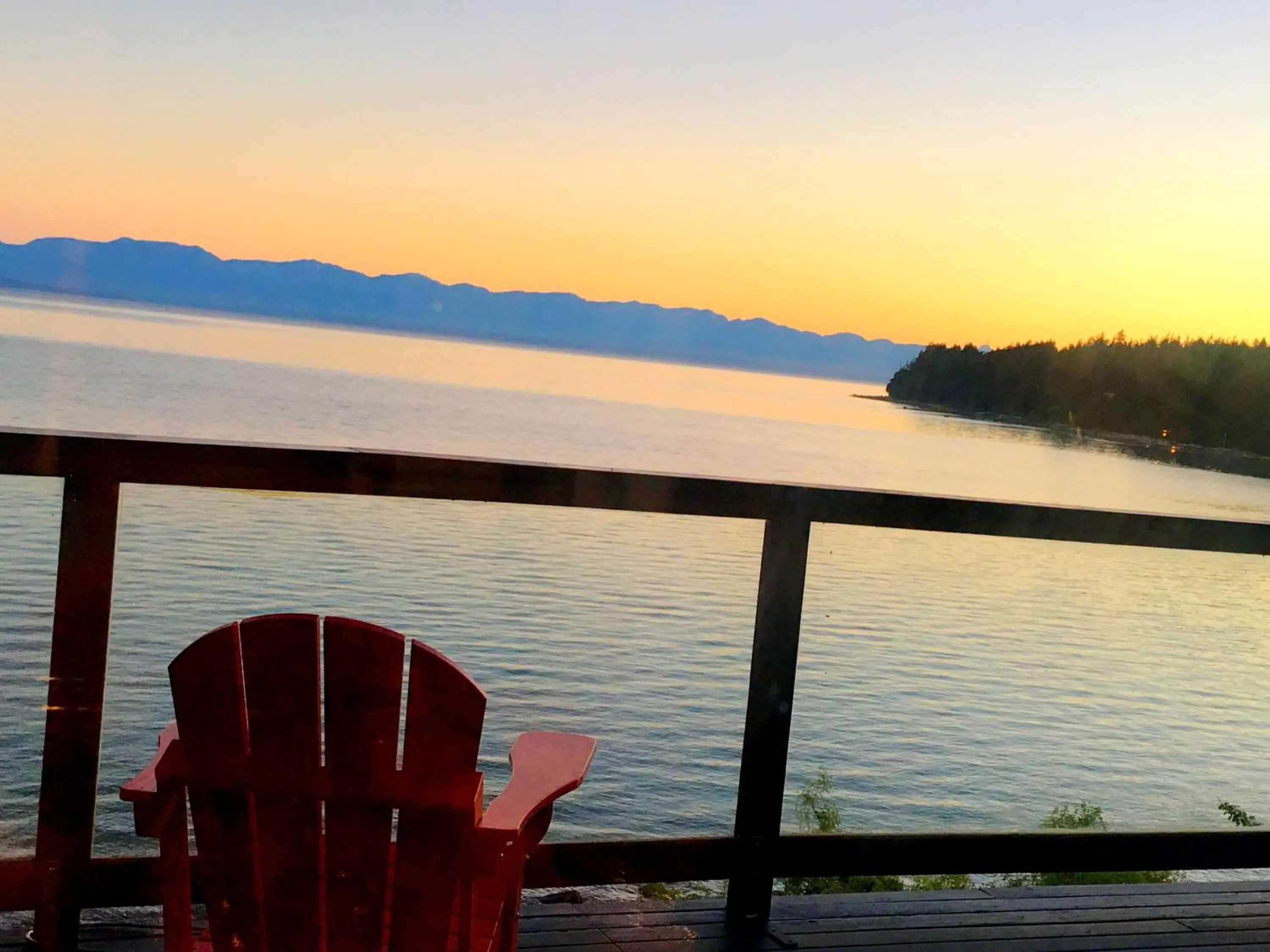 Natural landscape in The Beach House Texada - Gillies Bay Favourite Cabin