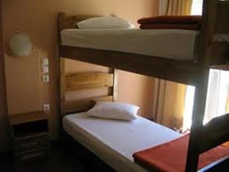 Bed in Pella Inn Hostel