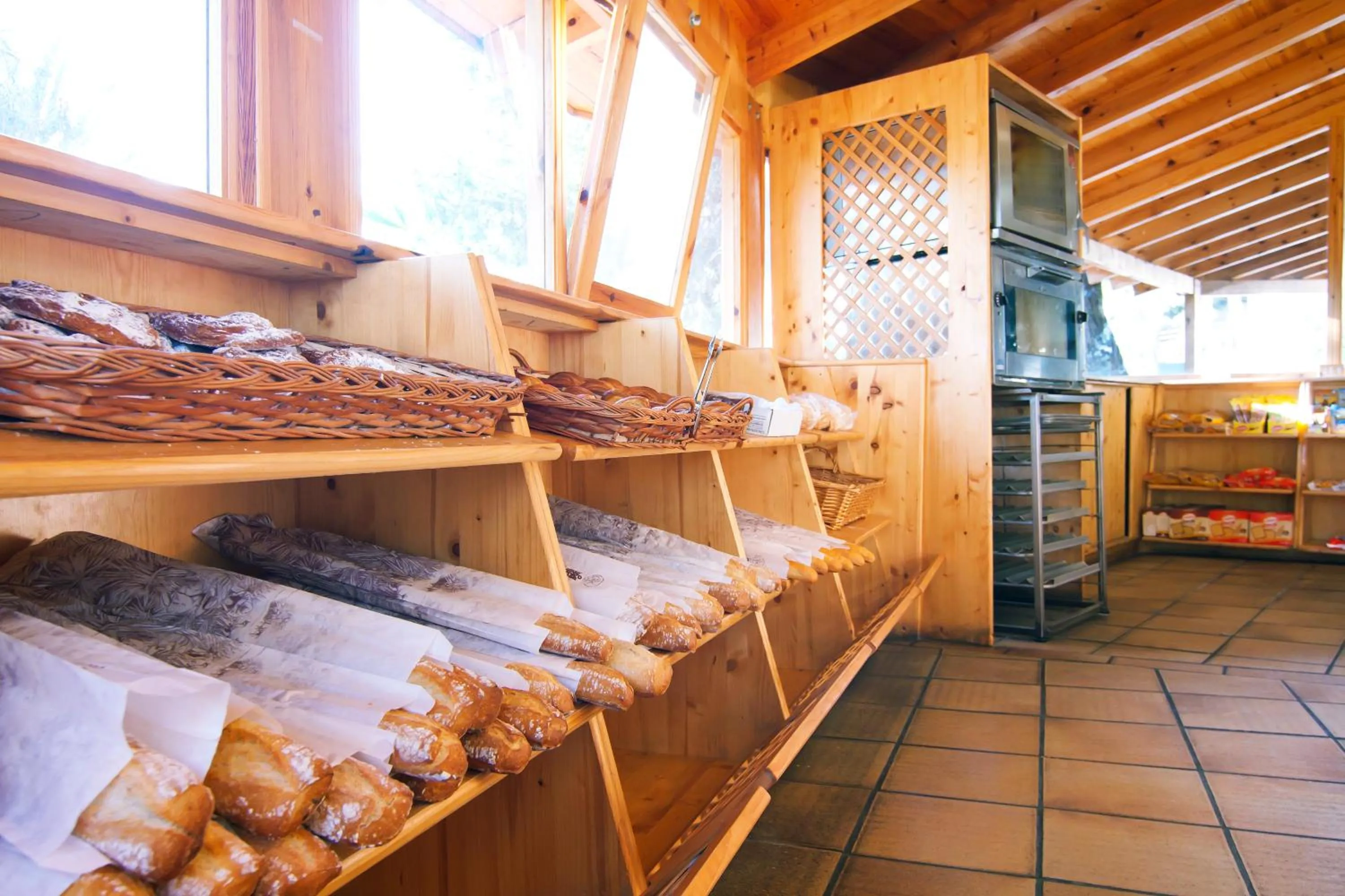 On-site shops in Camping Estival Torre de la Mora