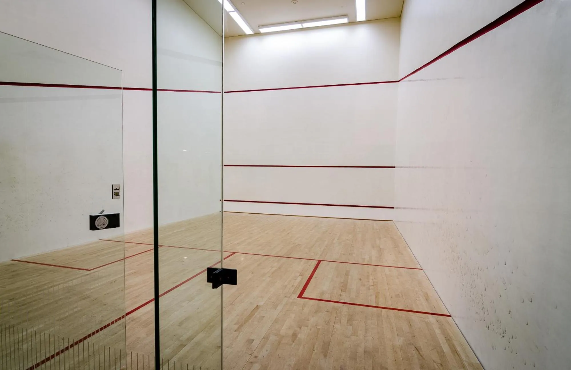 Squash in OSKENA Vacation Homes -The Lofts Boulevard Downtown