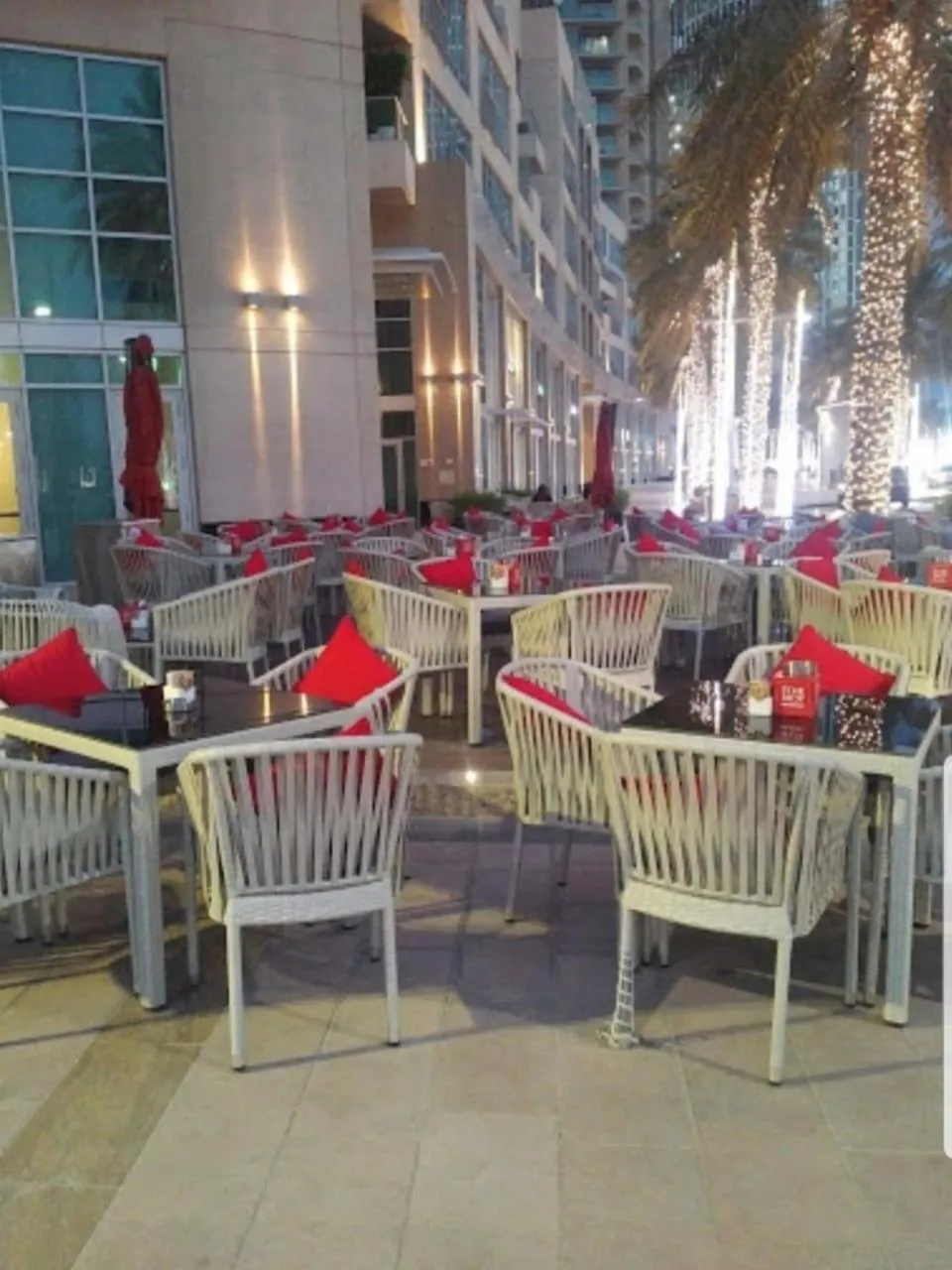 Restaurant/places to eat in OSKENA Vacation Homes -The Lofts Boulevard Downtown