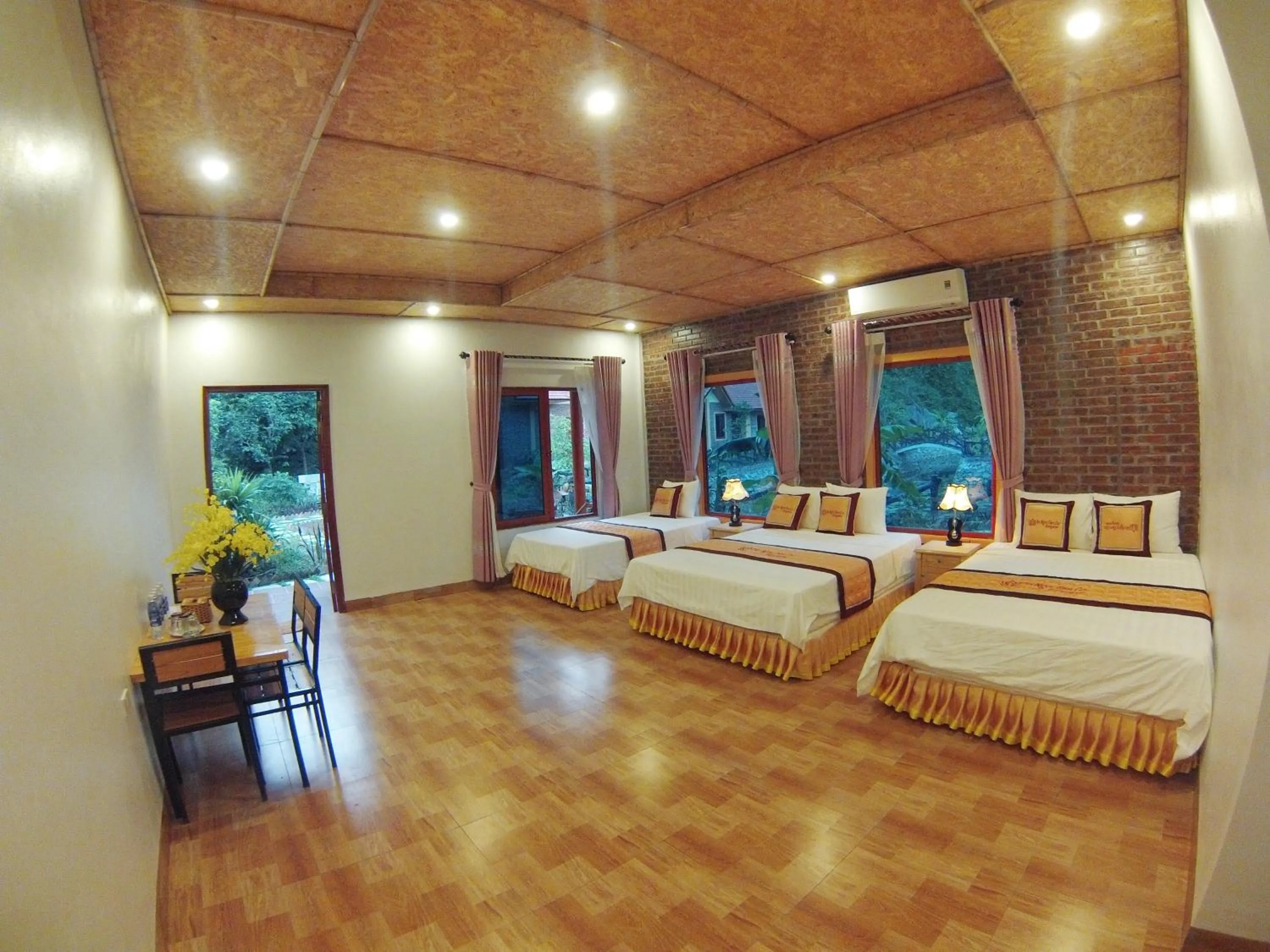 Bed in An Ngoc Tam Coc Bungalow