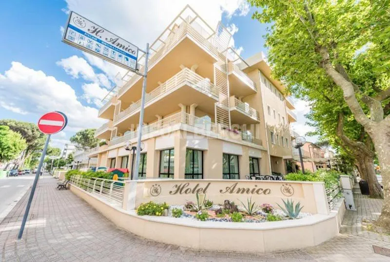 Facade/entrance in Hotel Amico