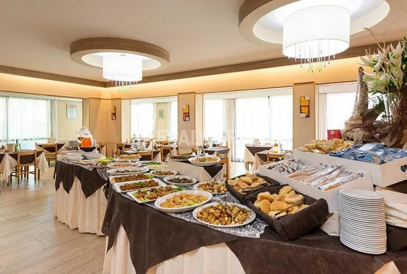 Restaurant/places to eat in Hotel Amico