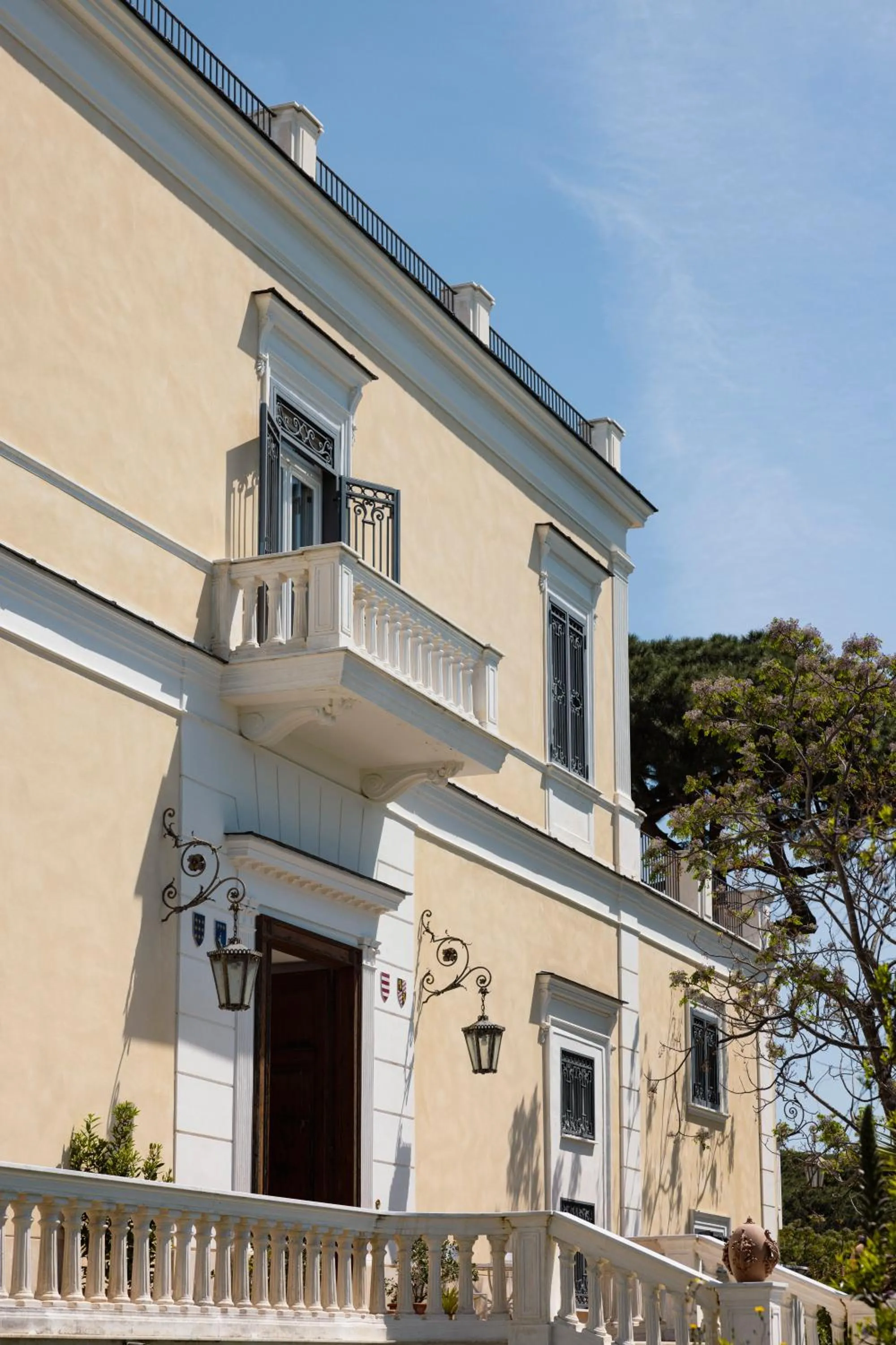 Property building in Villa De Cillis Carafa