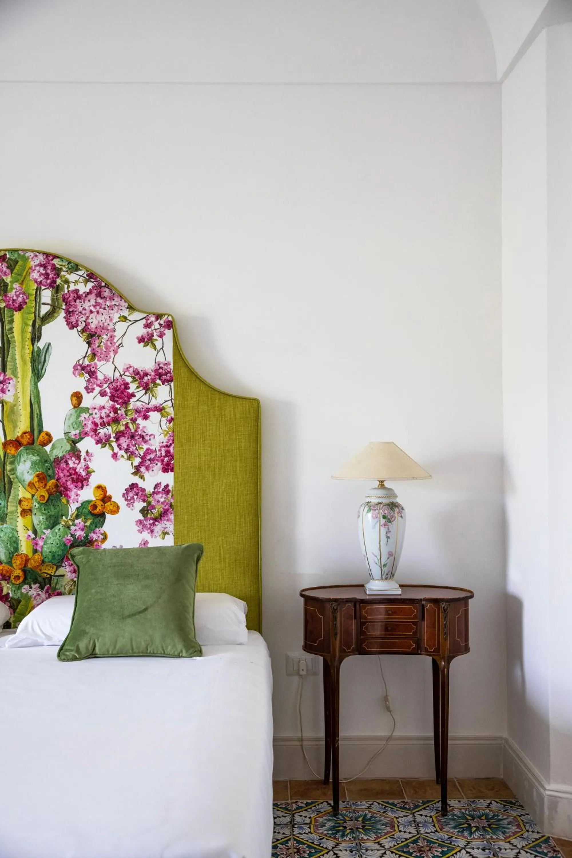 Bed in Villa De Cillis Carafa