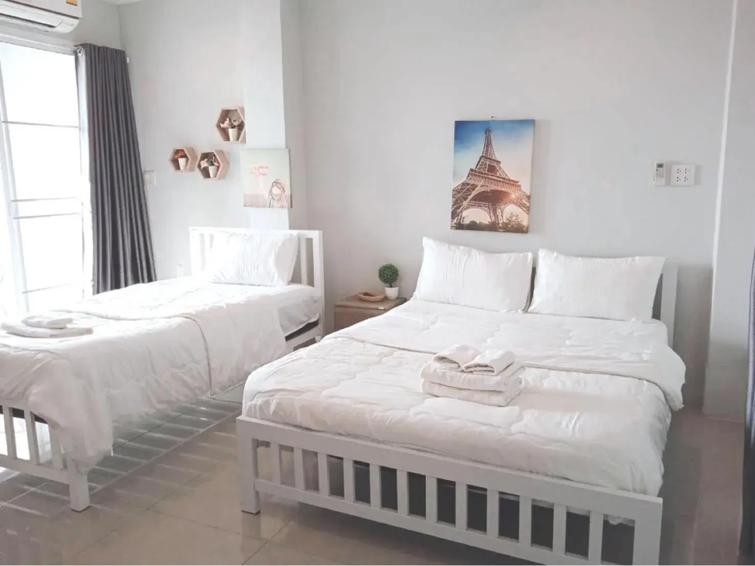 Bed in Lullaby Residence by Smarnbook Bed in Lullaby Residence by Smarnbook