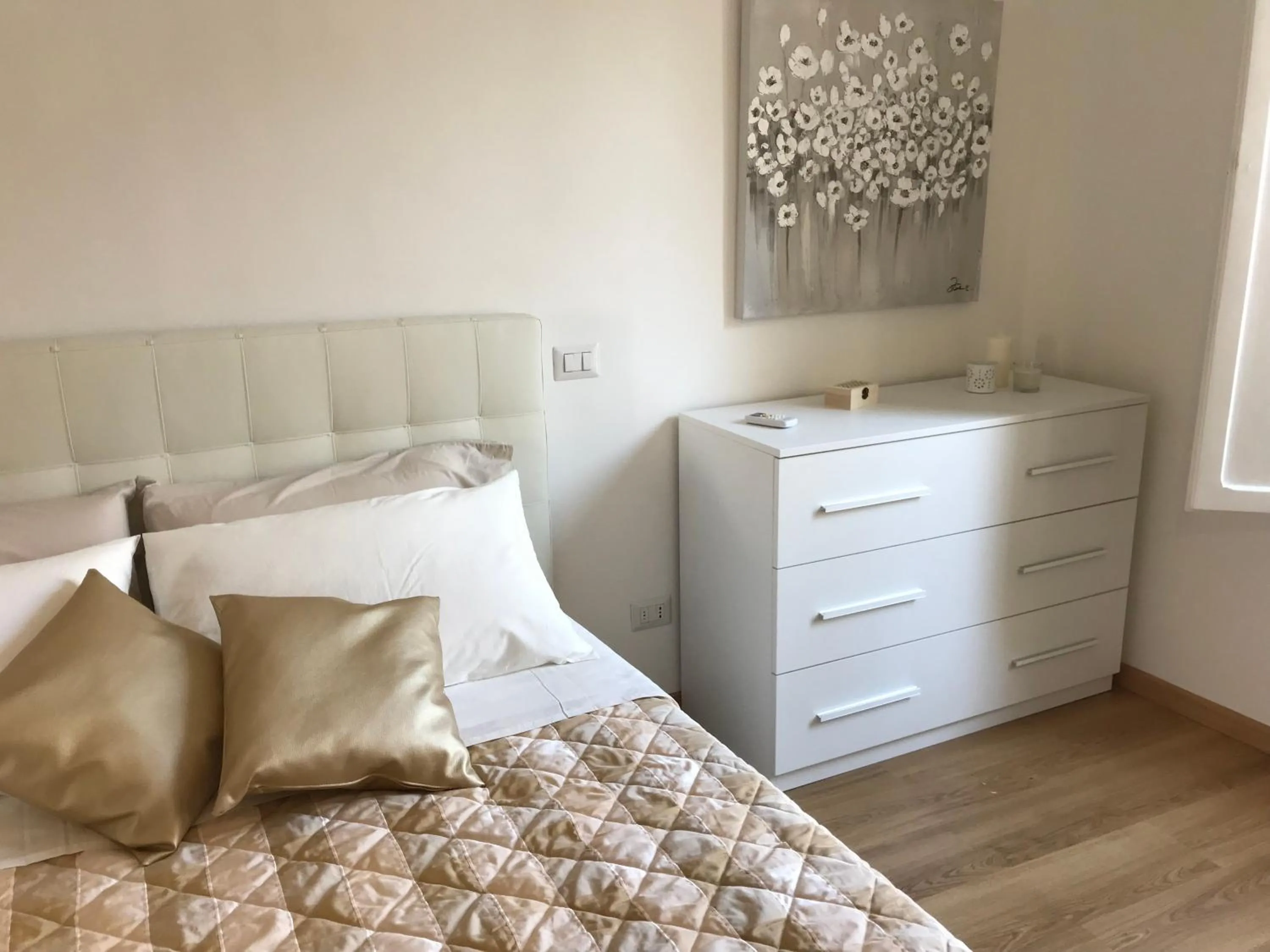 Bed in Suite & Relax