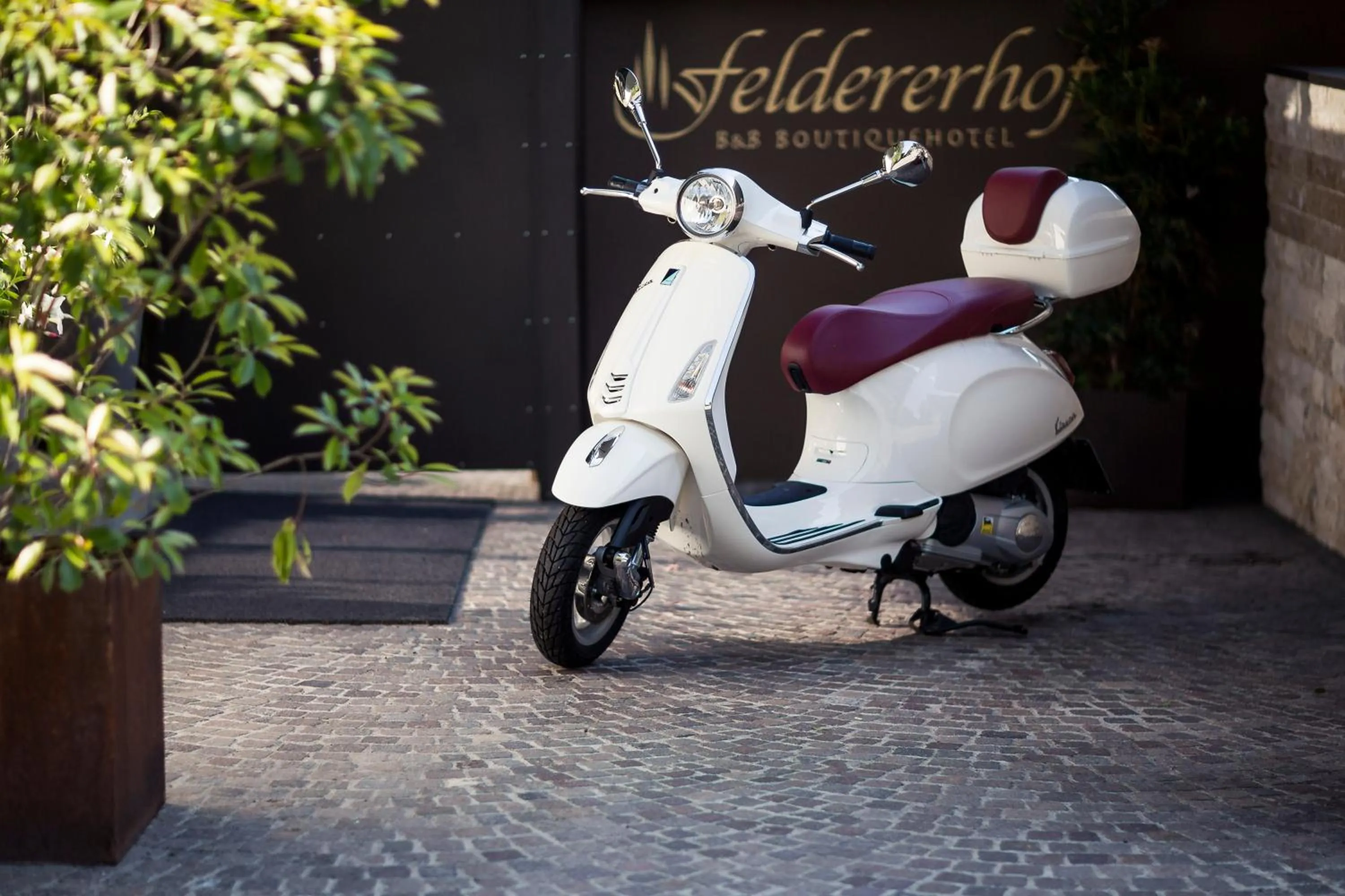 Property logo or sign in Felderer Boutiquehotel B&B