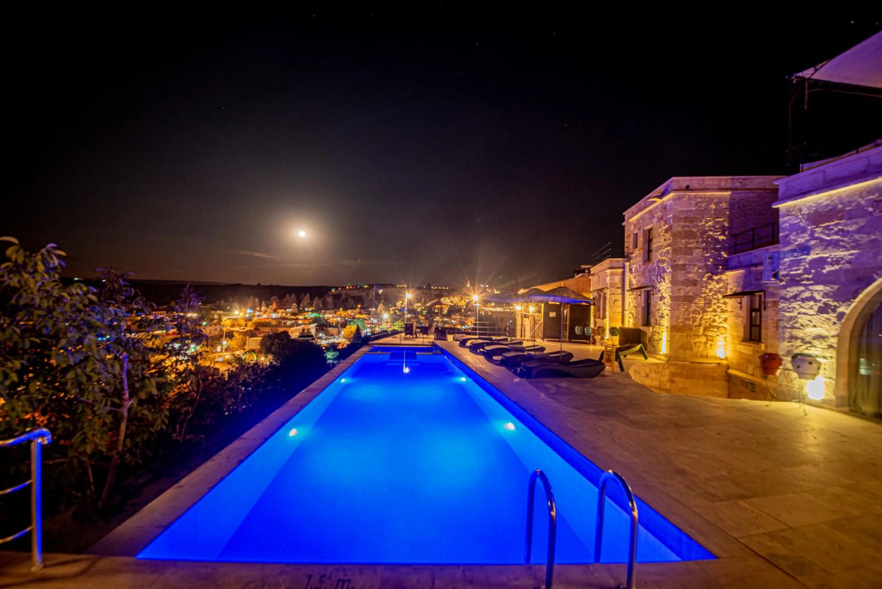 Night in Doors Of Cappadocia Special Cave Hotel