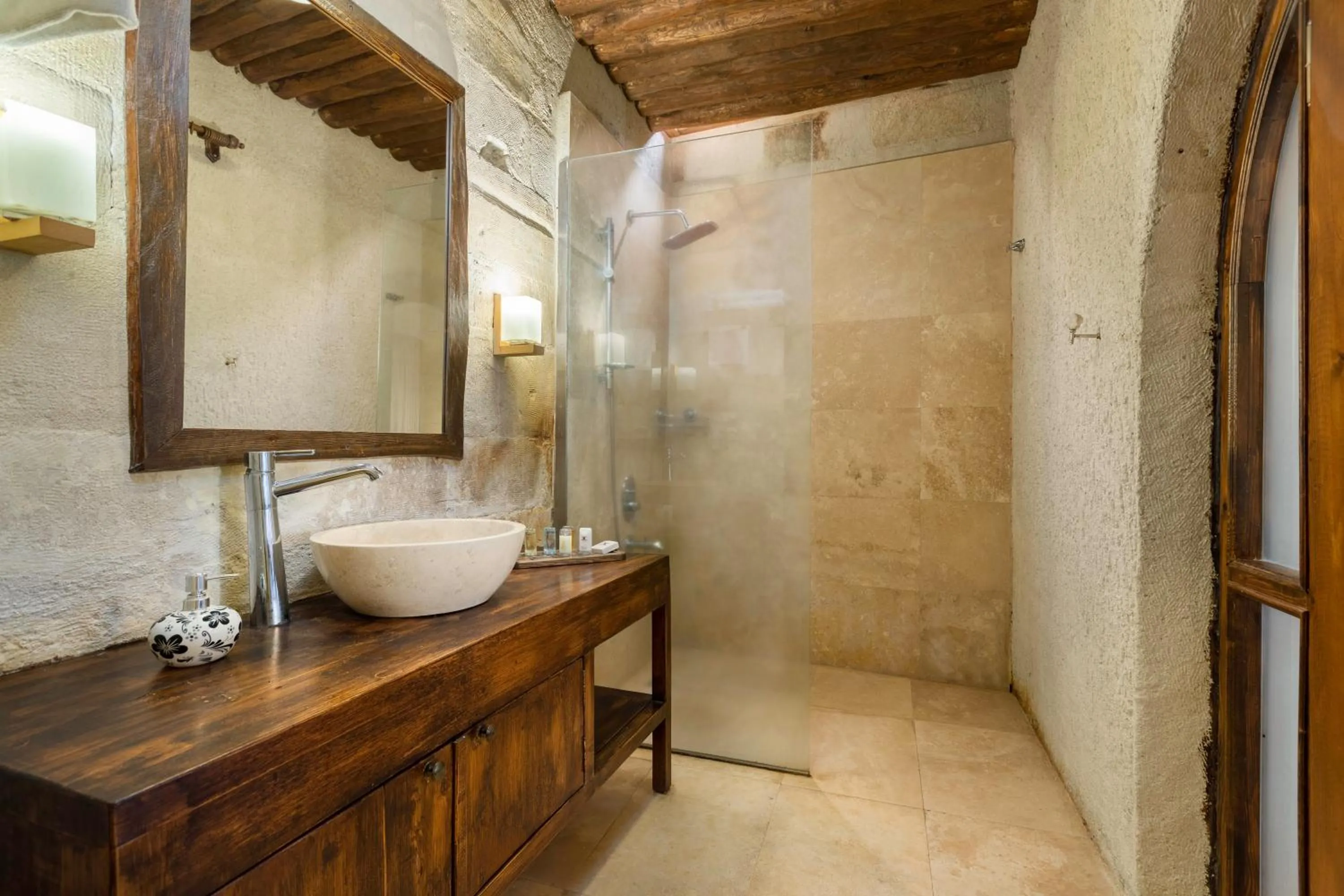 Toilet in Doors Of Cappadocia Special Cave Hotel