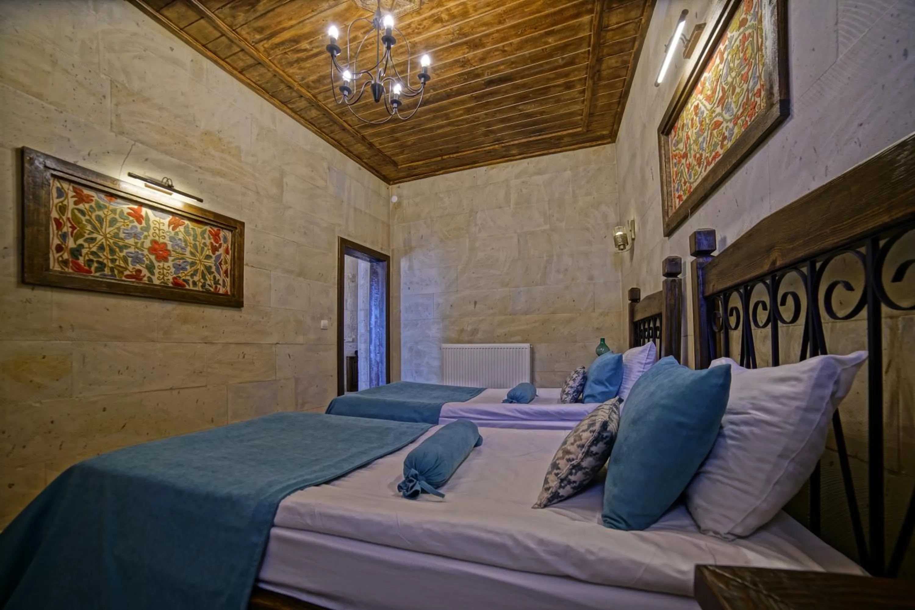 Massage, Bed in Doors Of Cappadocia Special Cave Hotel