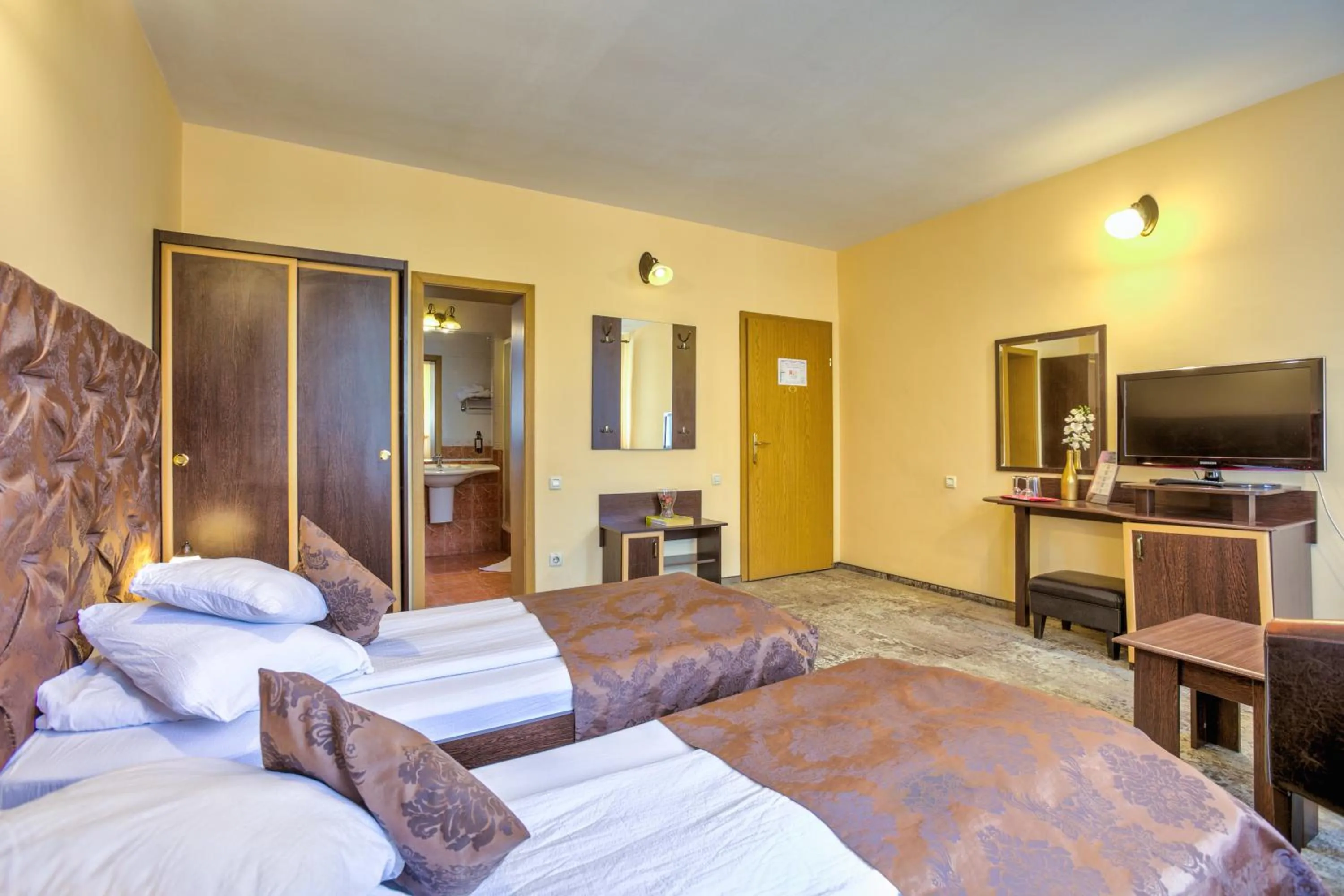 Bedroom, Bed in Pensiunea Ambient