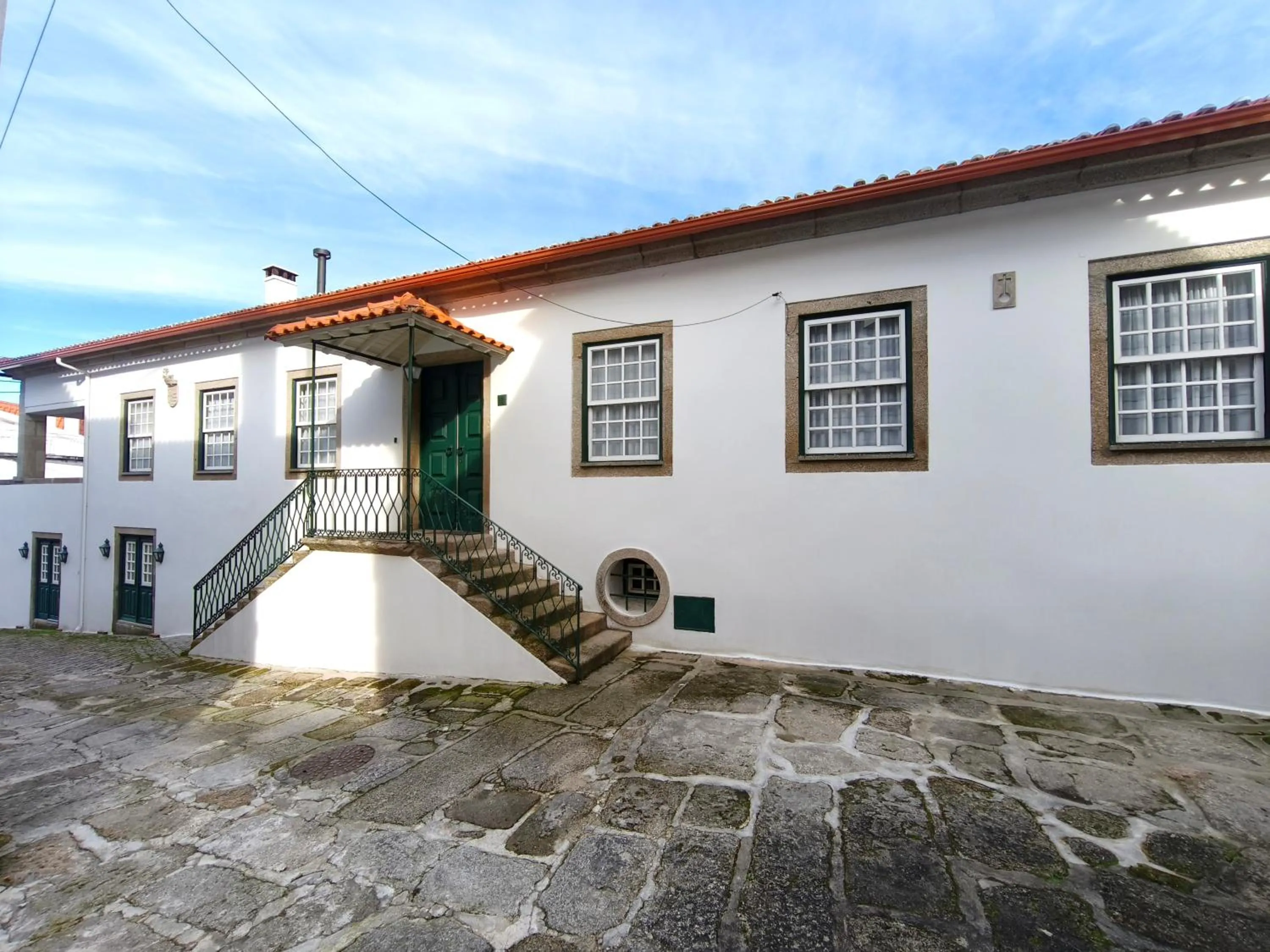 Property building in Casa de Santa Ana da Beira