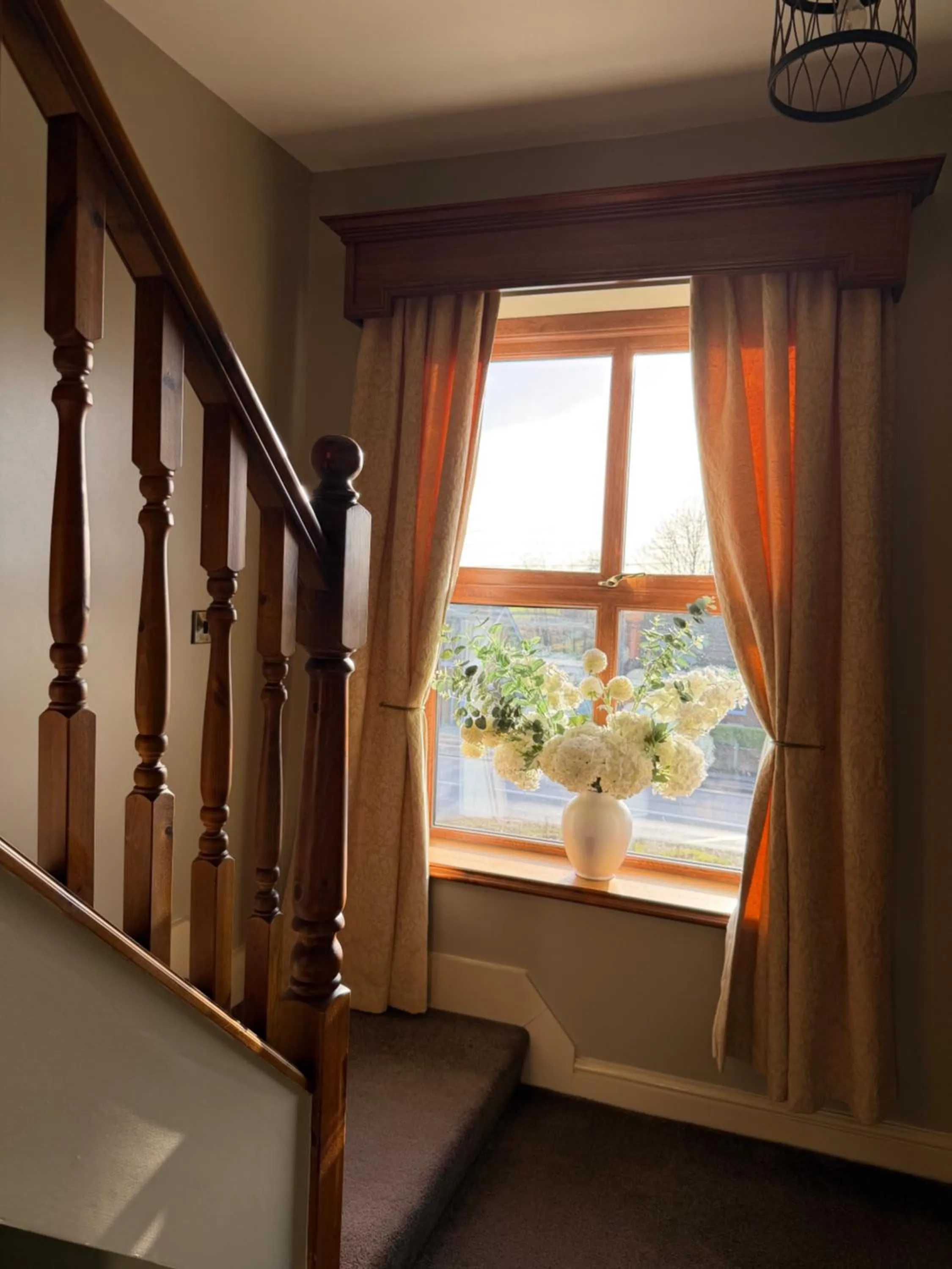 Property building in Crown & Anchor Inn