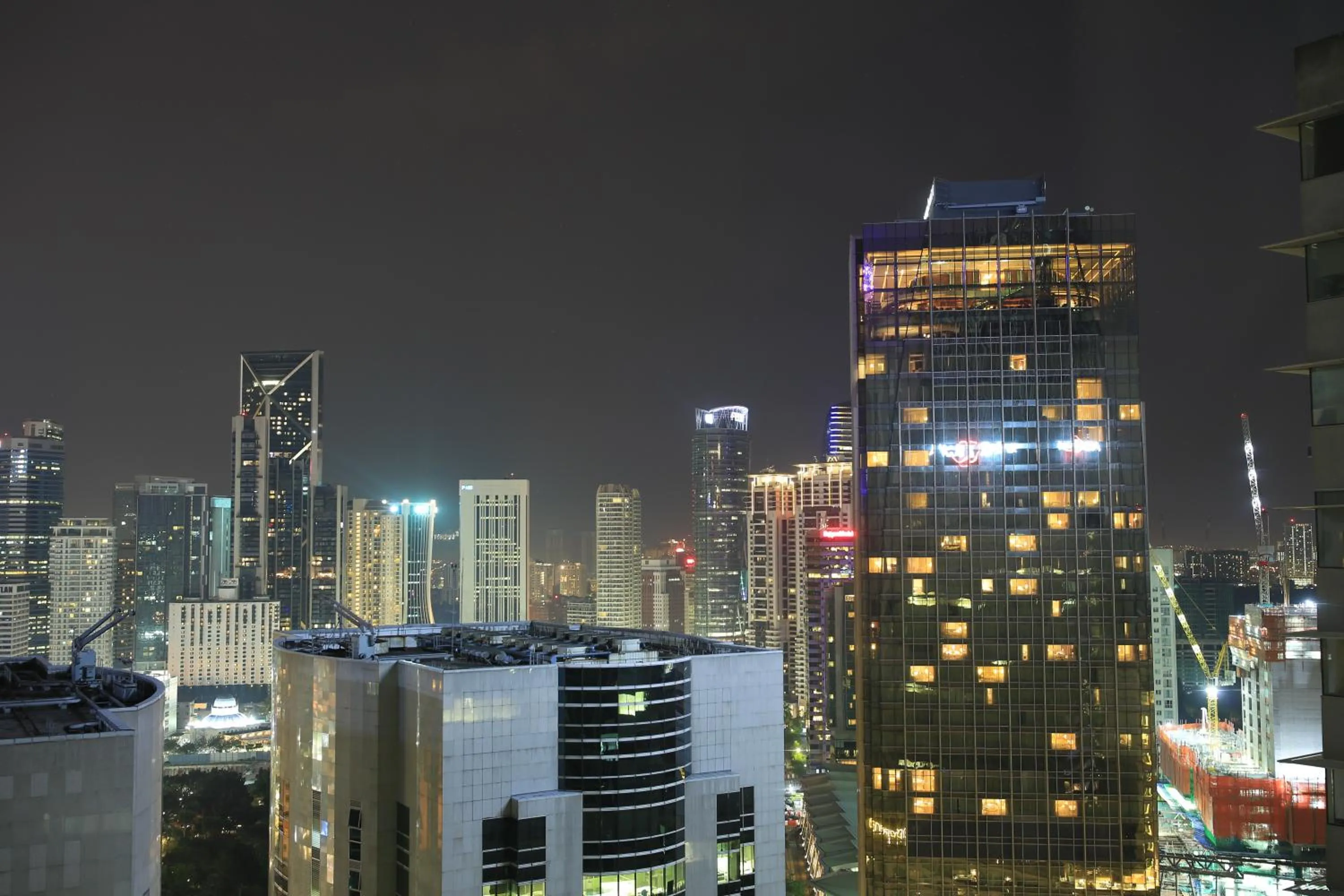 Neighbourhood in Soho Suites KLCC by Alucard's Cat