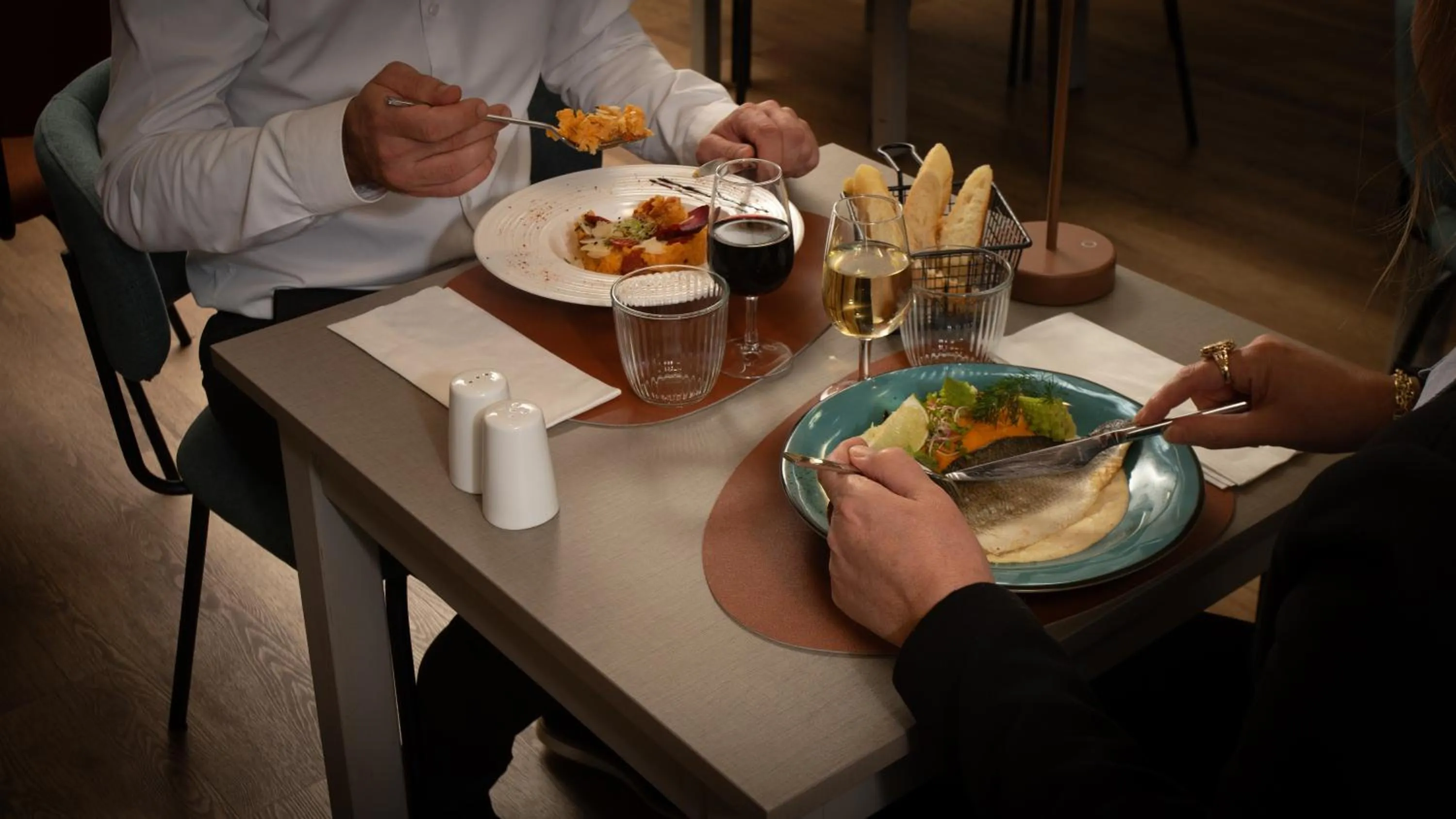 Restaurant/places to eat in Hôtel Nell - Axelle - Maison Tassoni