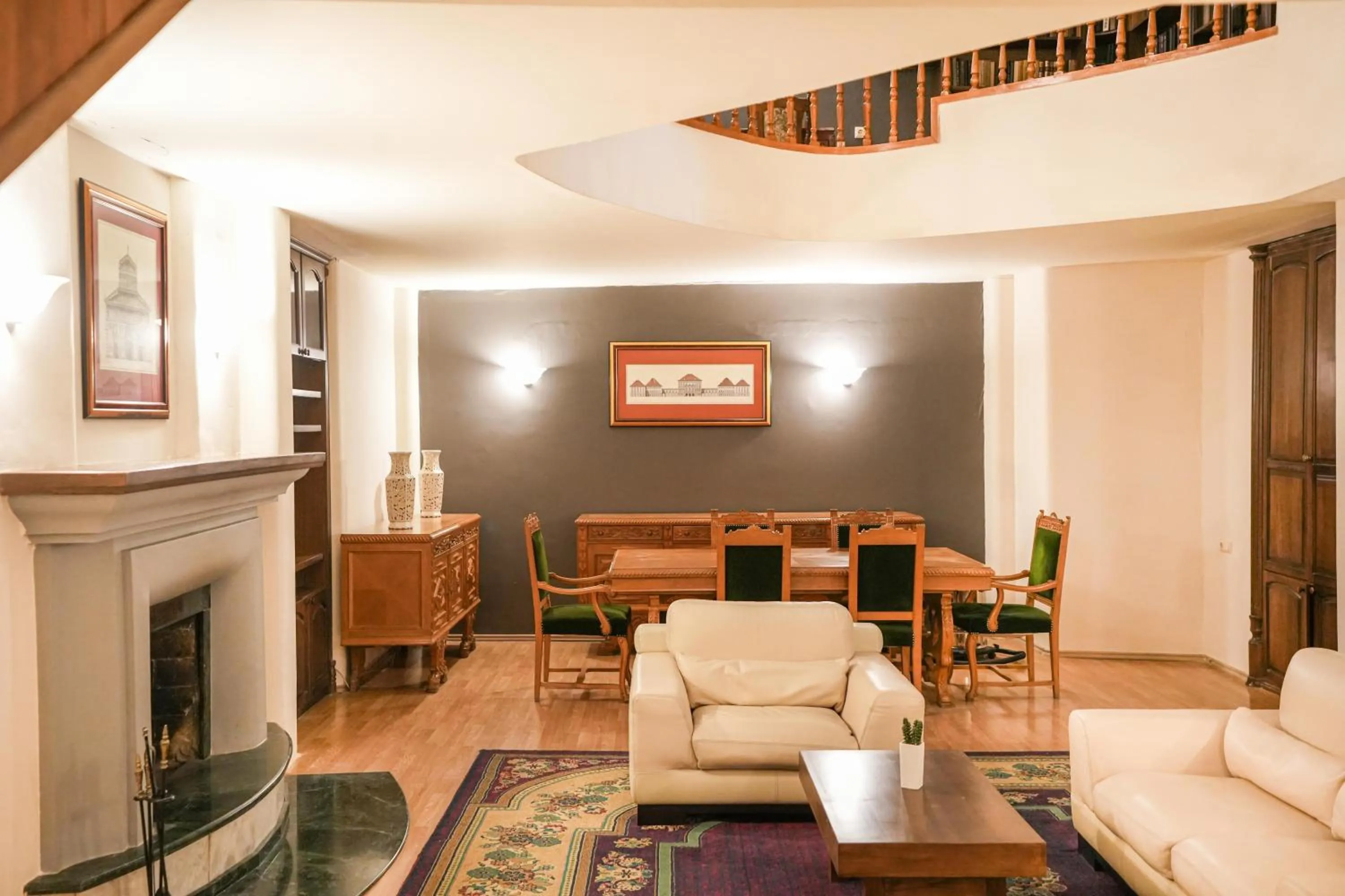 Living room in Beaumonde Hotel Tbilisi