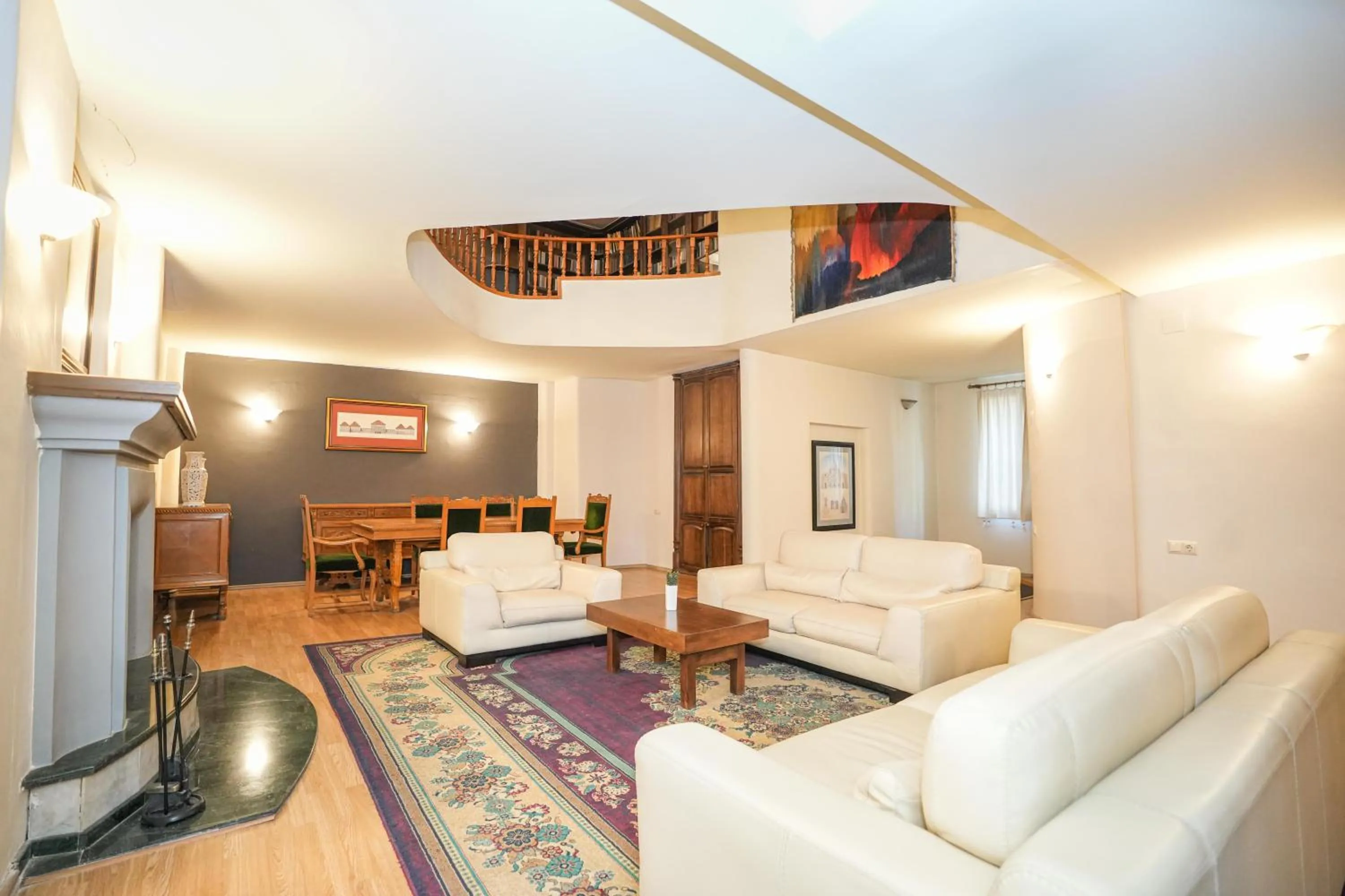 Living room in Beaumonde Hotel Tbilisi