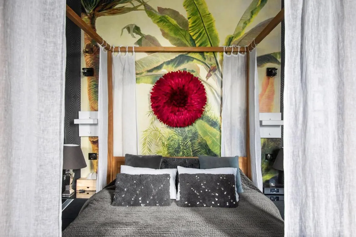 Bed in LA BELLÊME BLEUE