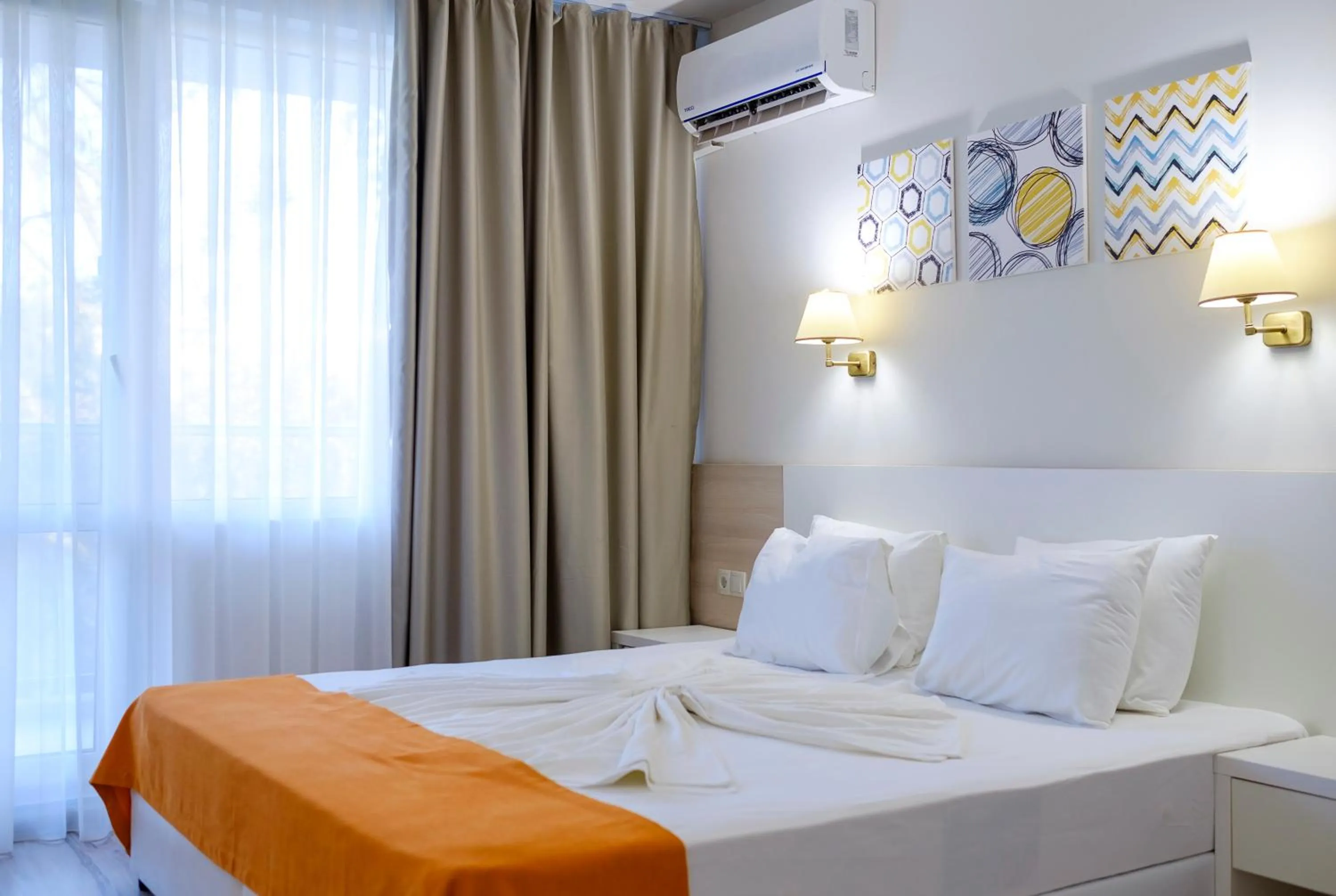 Bedroom, Bed in Hotel Garden Nevis - All Inclusive