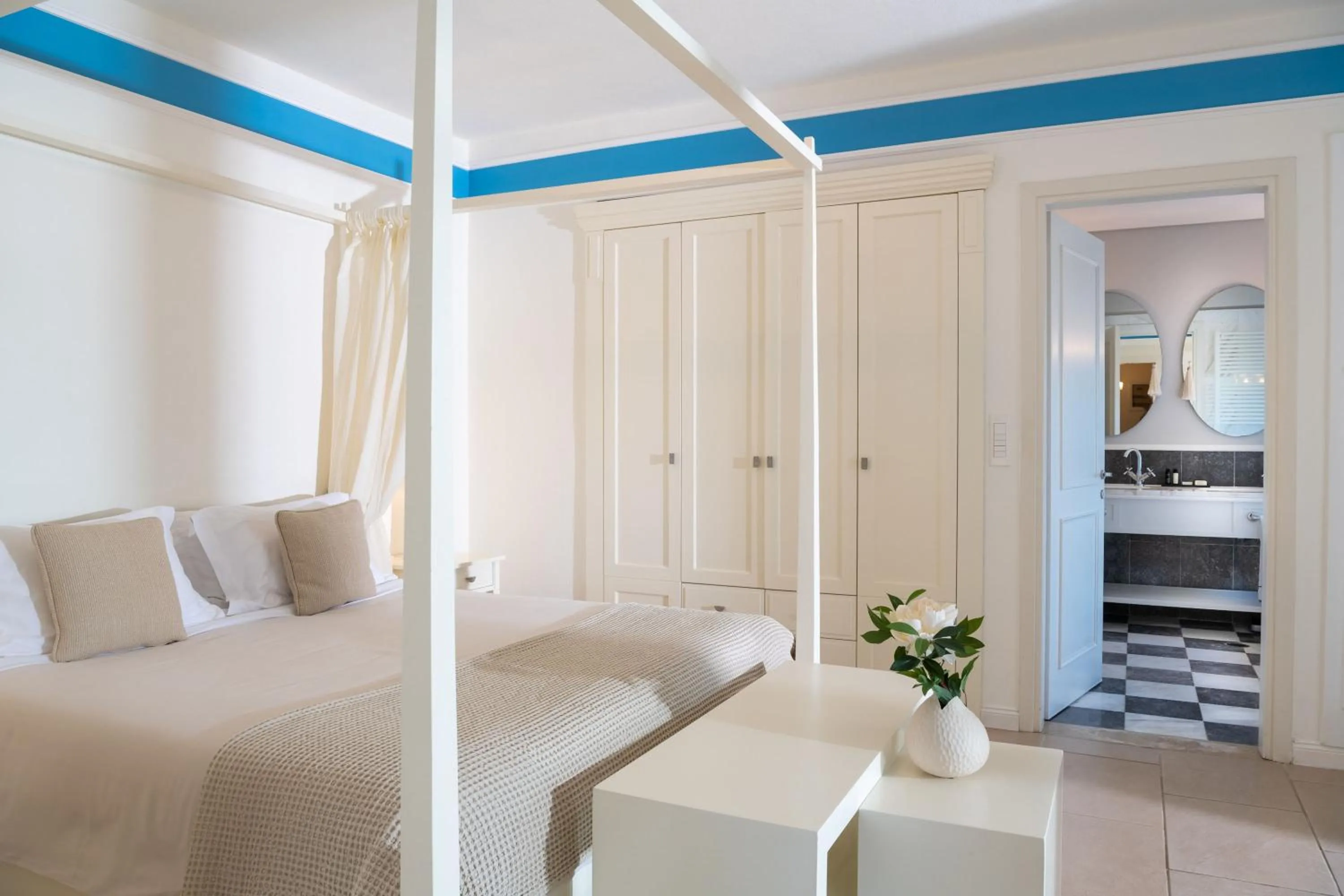 Bedroom, Bed in Pleiades Luxurious Villas