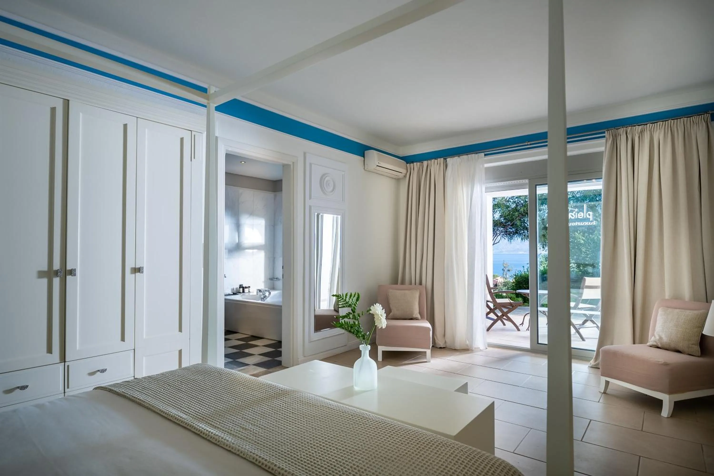 Bedroom, Bed in Pleiades Luxurious Villas