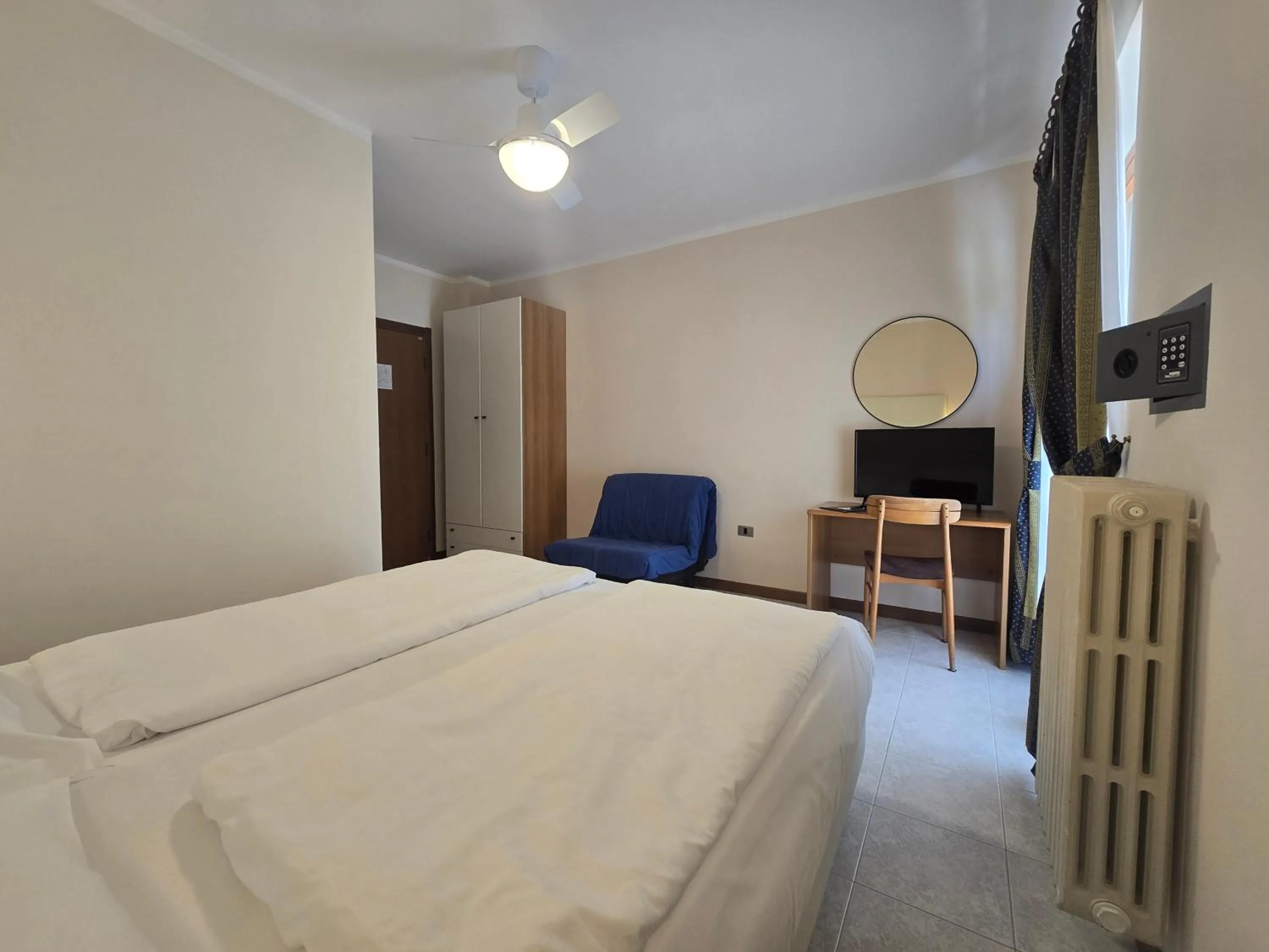 Bedroom, Bed in Hotel Gallo