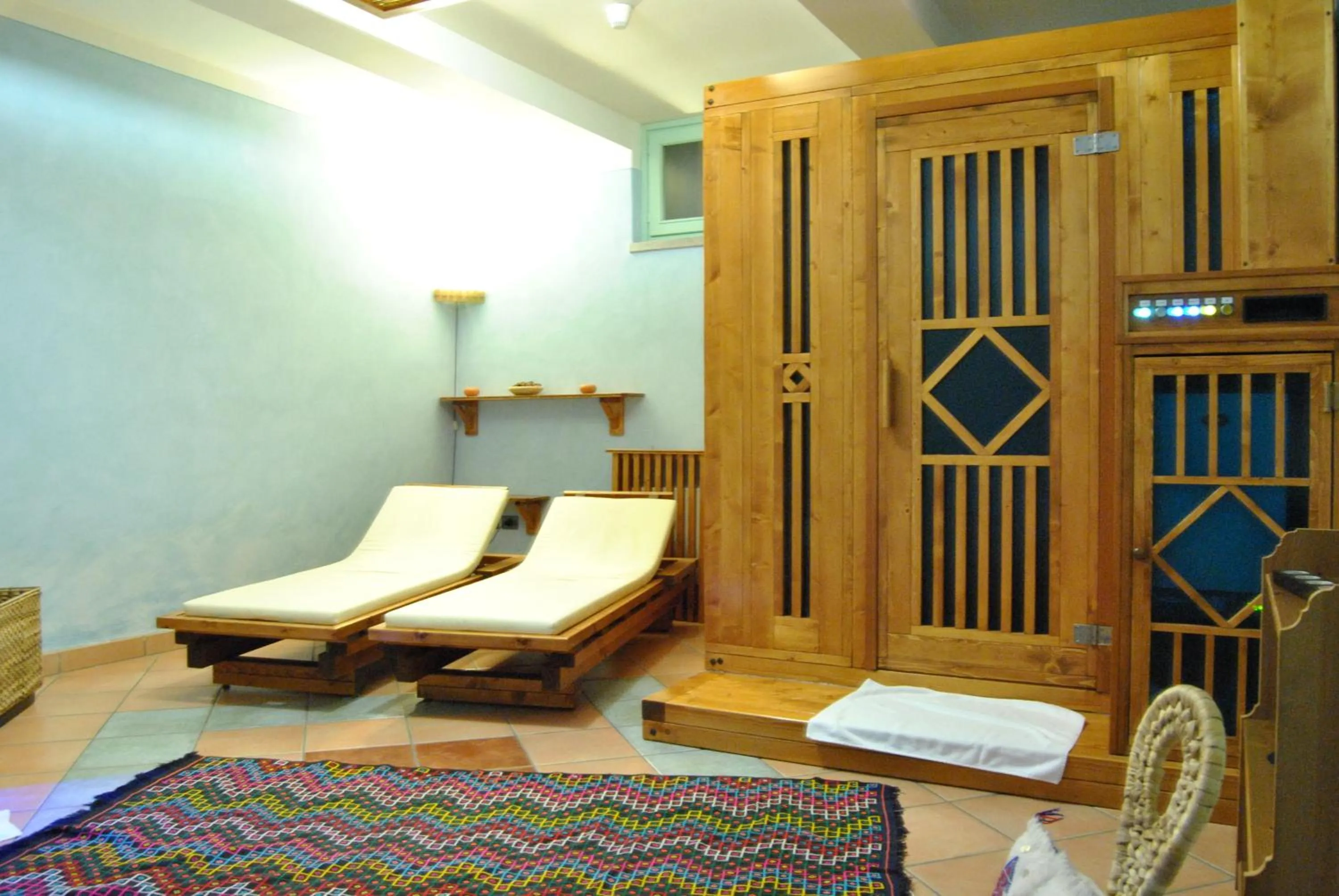 Steam room in Hotel Gallo