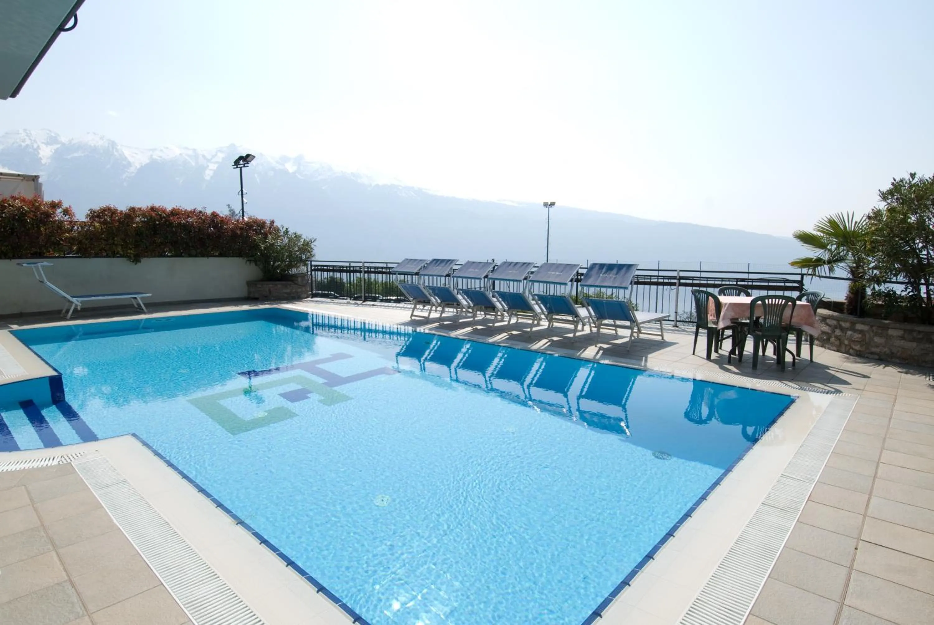 Swimming pool in Hotel Gallo