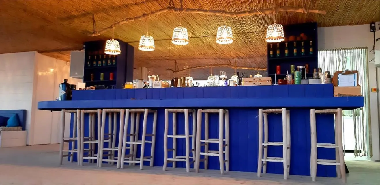 Lounge or bar in Hôtel Café Miramar