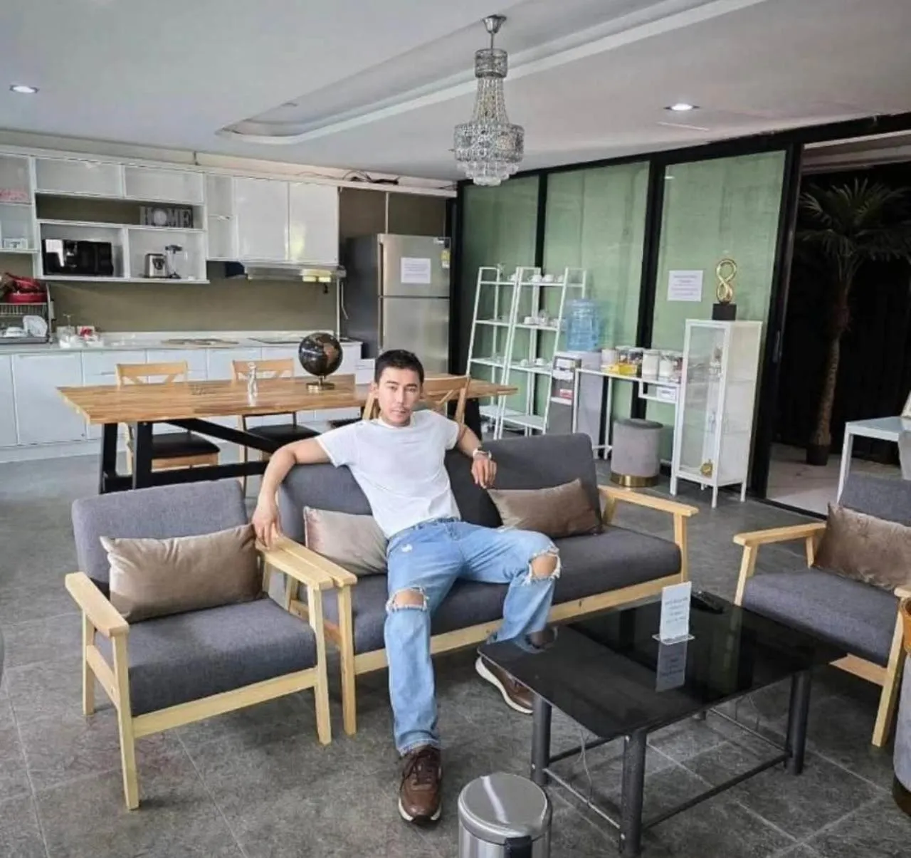 Breakfast in 51 Suanplu Residence