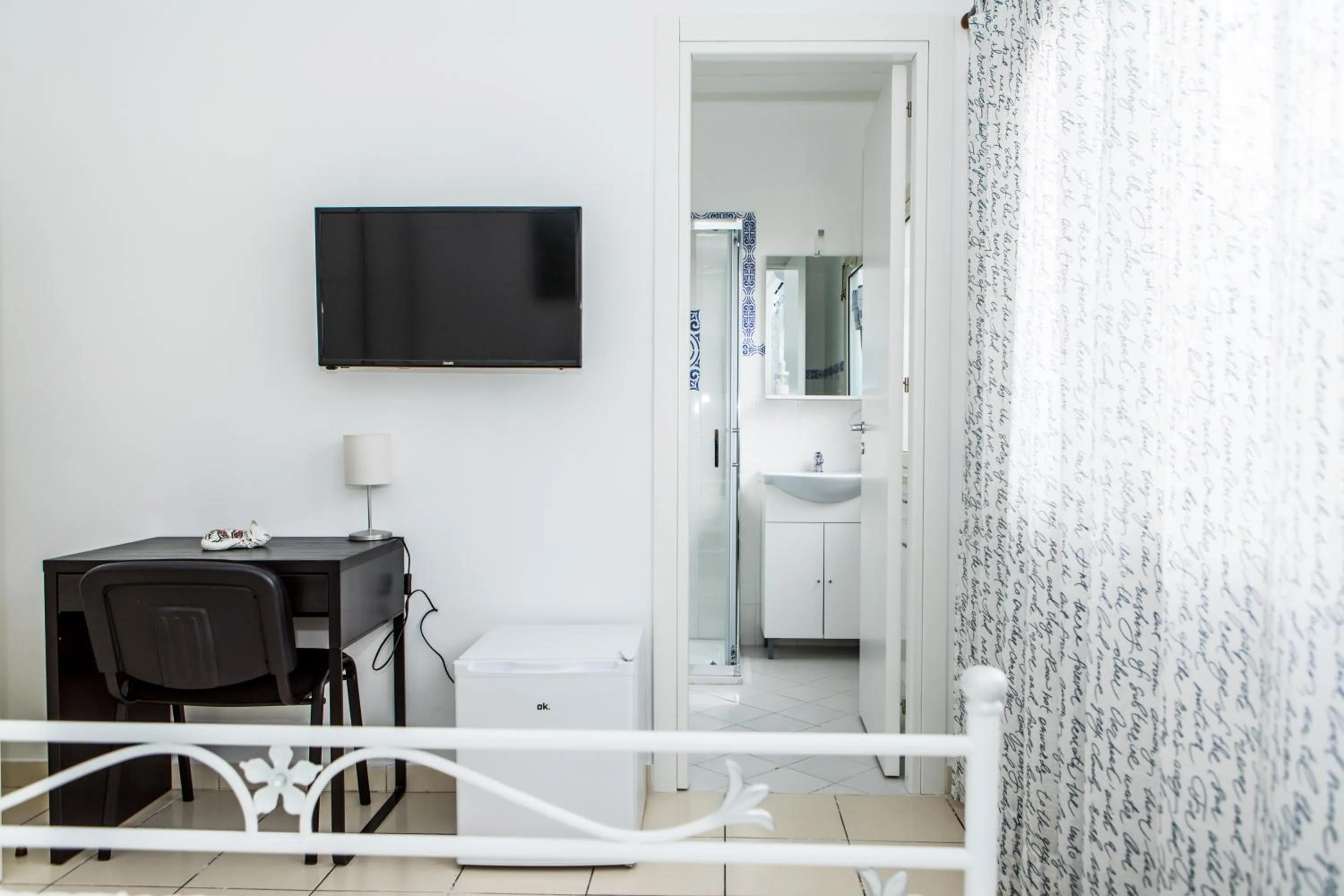 TV and multimedia in Veda elegant rooms