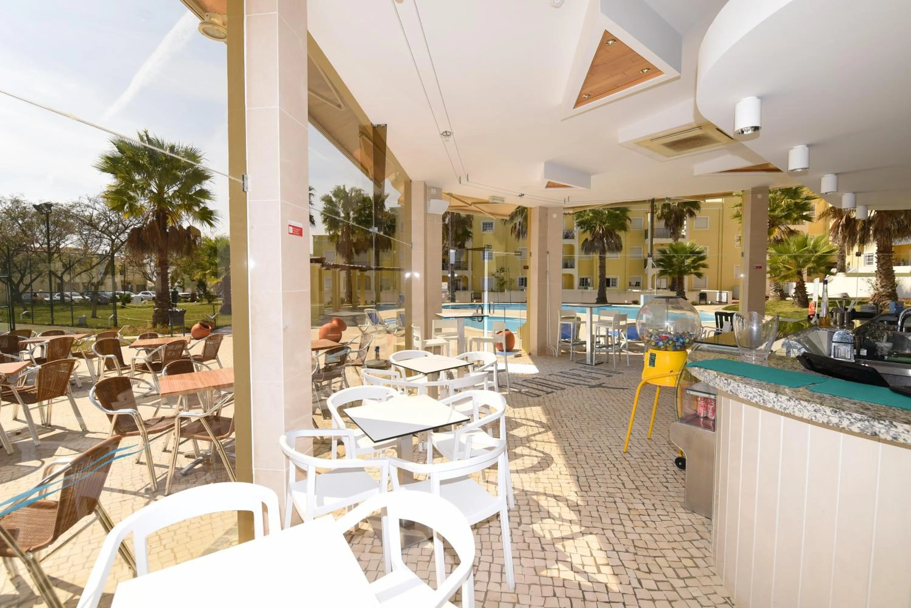 Balcony/Terrace in Praia da Lota Beachfront Resort - Hotel & Apartments