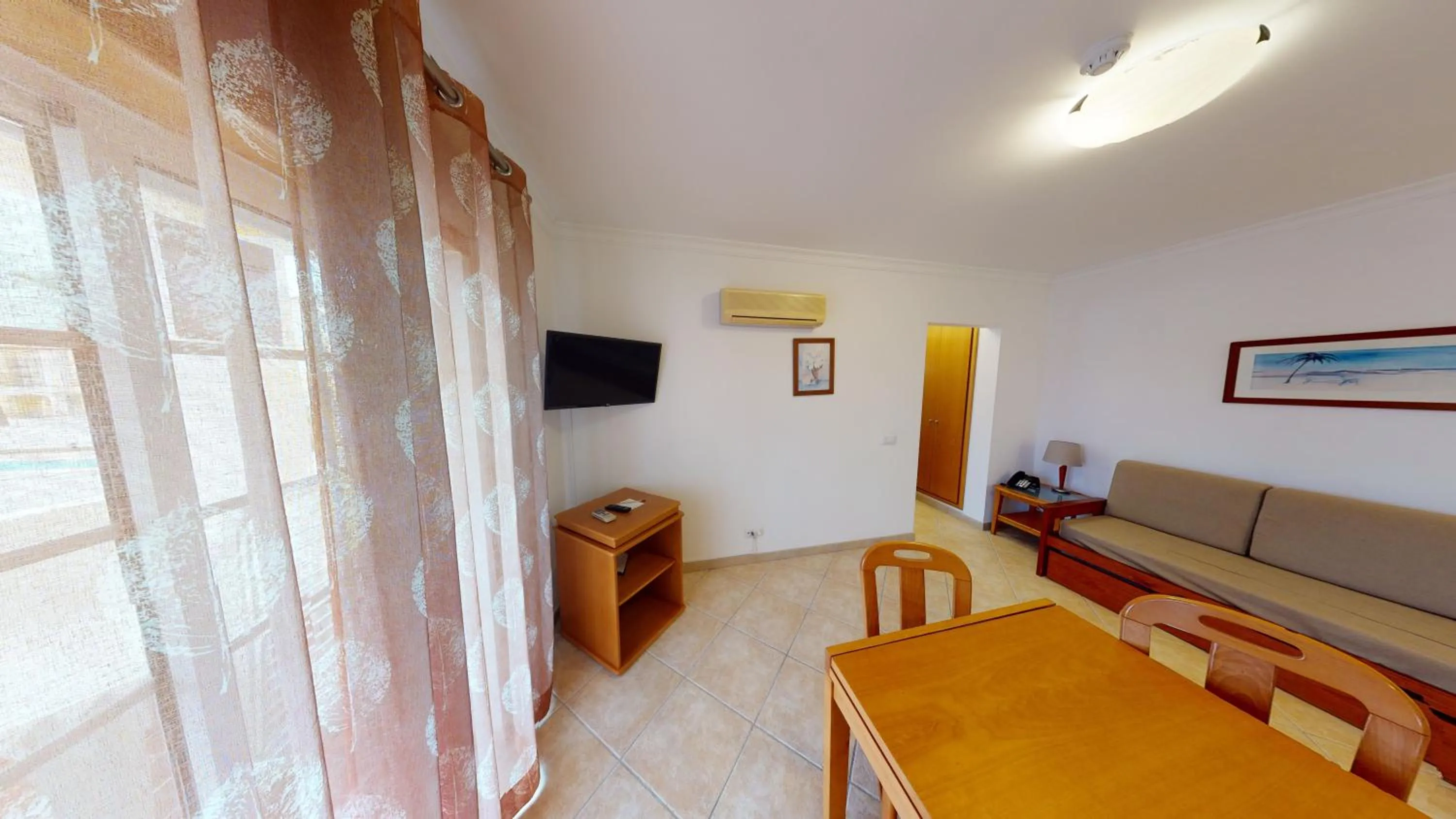 Living room in Praia da Lota Beachfront Resort - Hotel & Apartments