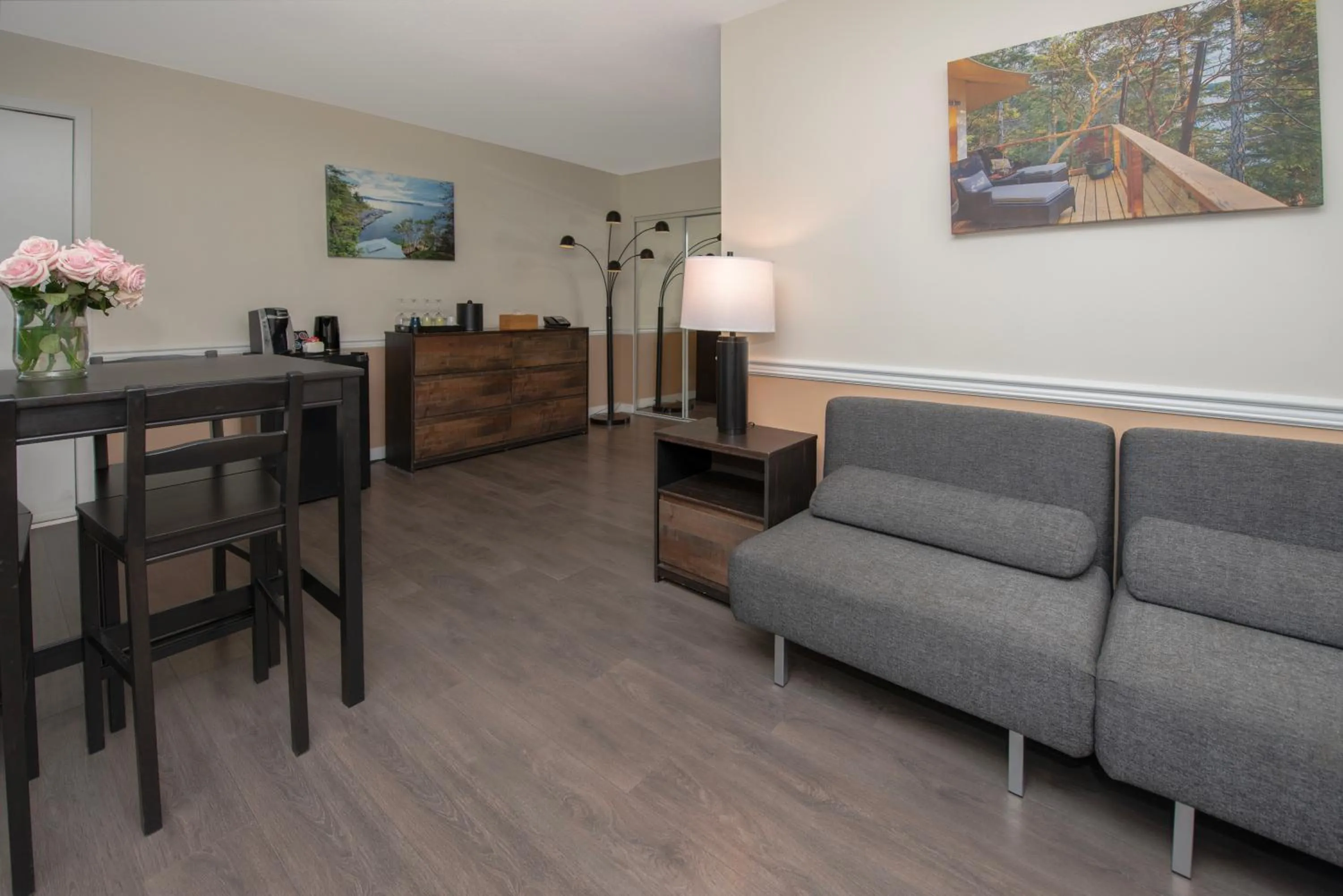 Living room in Rockwater Secret Cove Resort