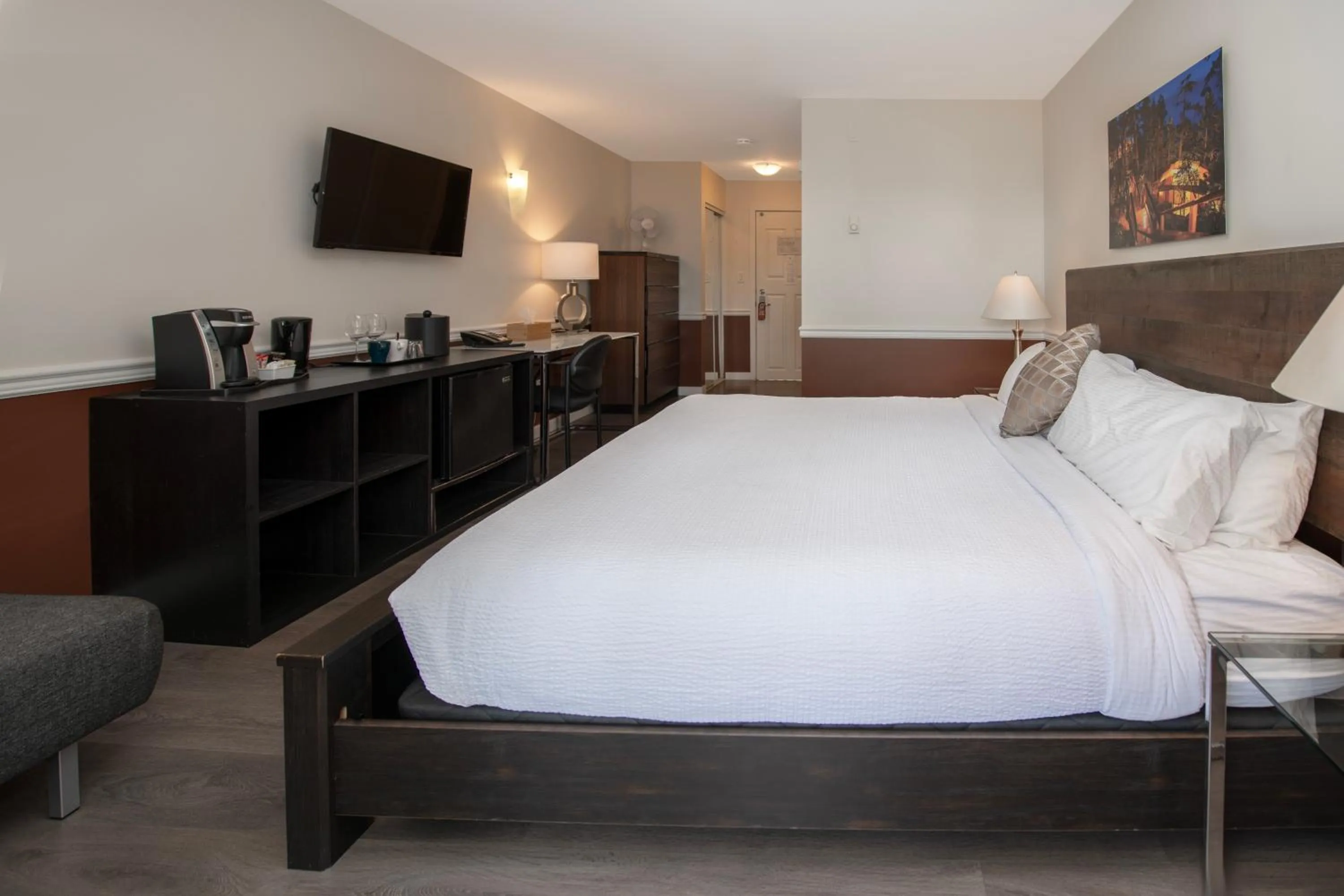 Bedroom, Bed in Rockwater Secret Cove Resort