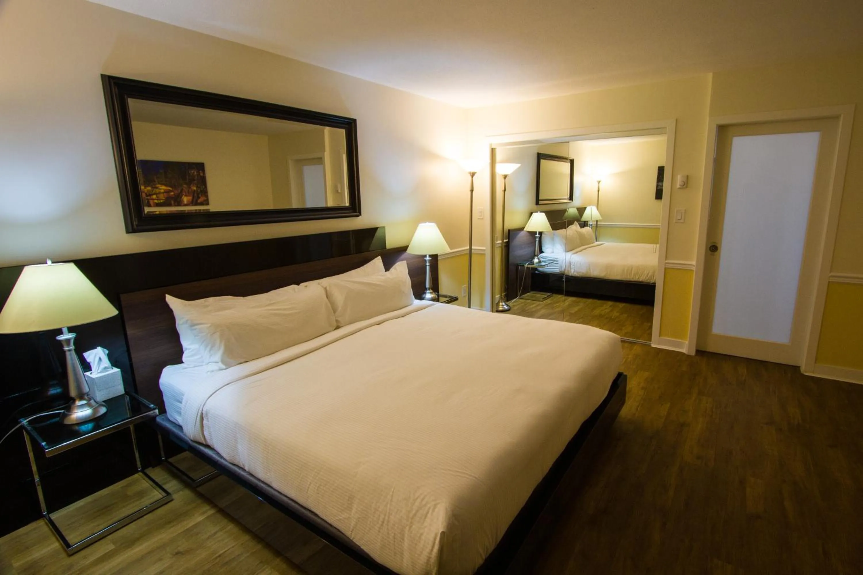 Bed in Rockwater Secret Cove Resort