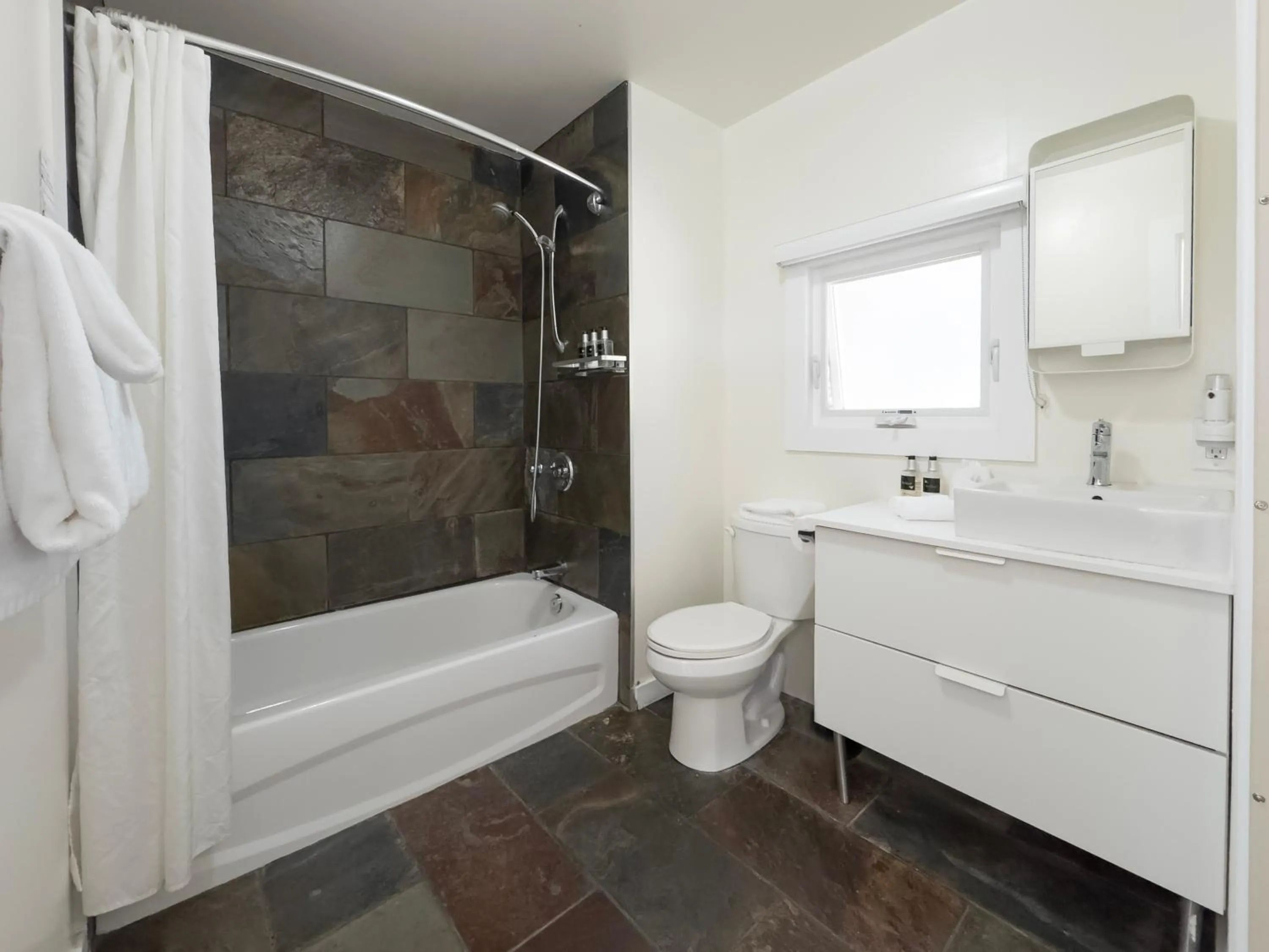 Bathroom in Rockwater Secret Cove Resort