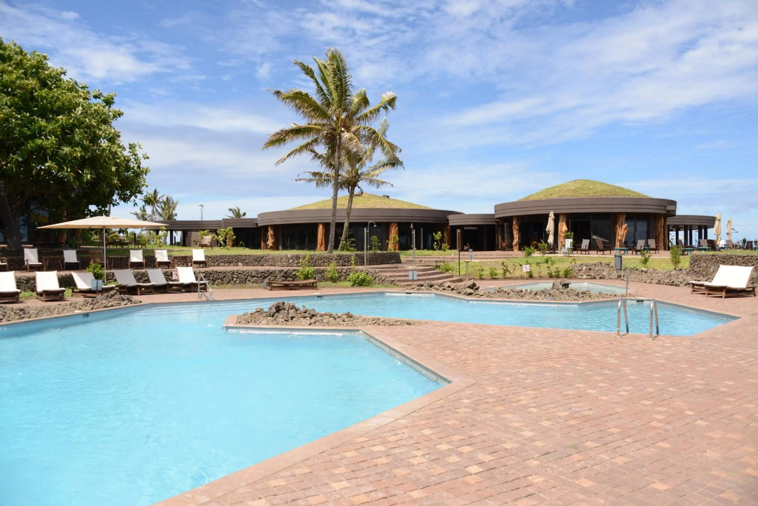 Swimming pool in Nayara Hangaroa