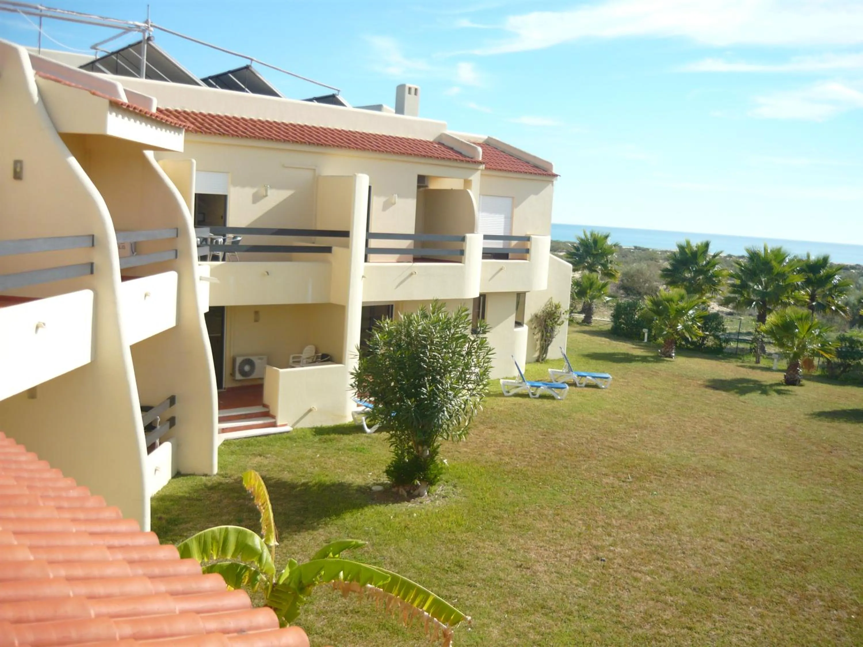 Property building in Praia da Lota Resort – Beachfront Hotel