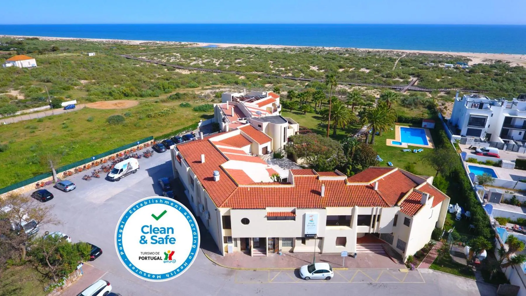 Bird's eye view in Praia da Lota Resort – Beachfront Hotel
