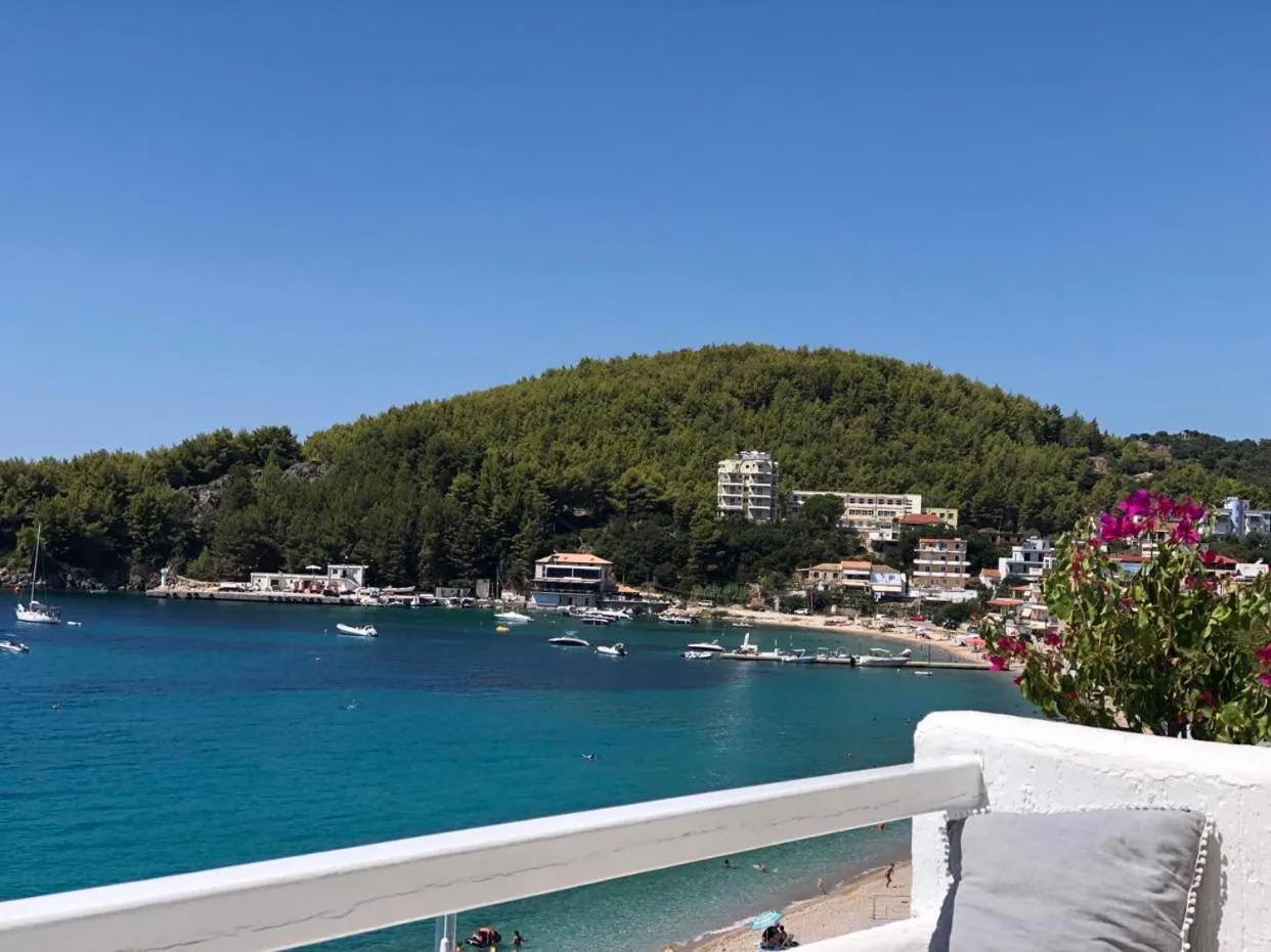 Day in Geo & Art Boutique Hotel Himara